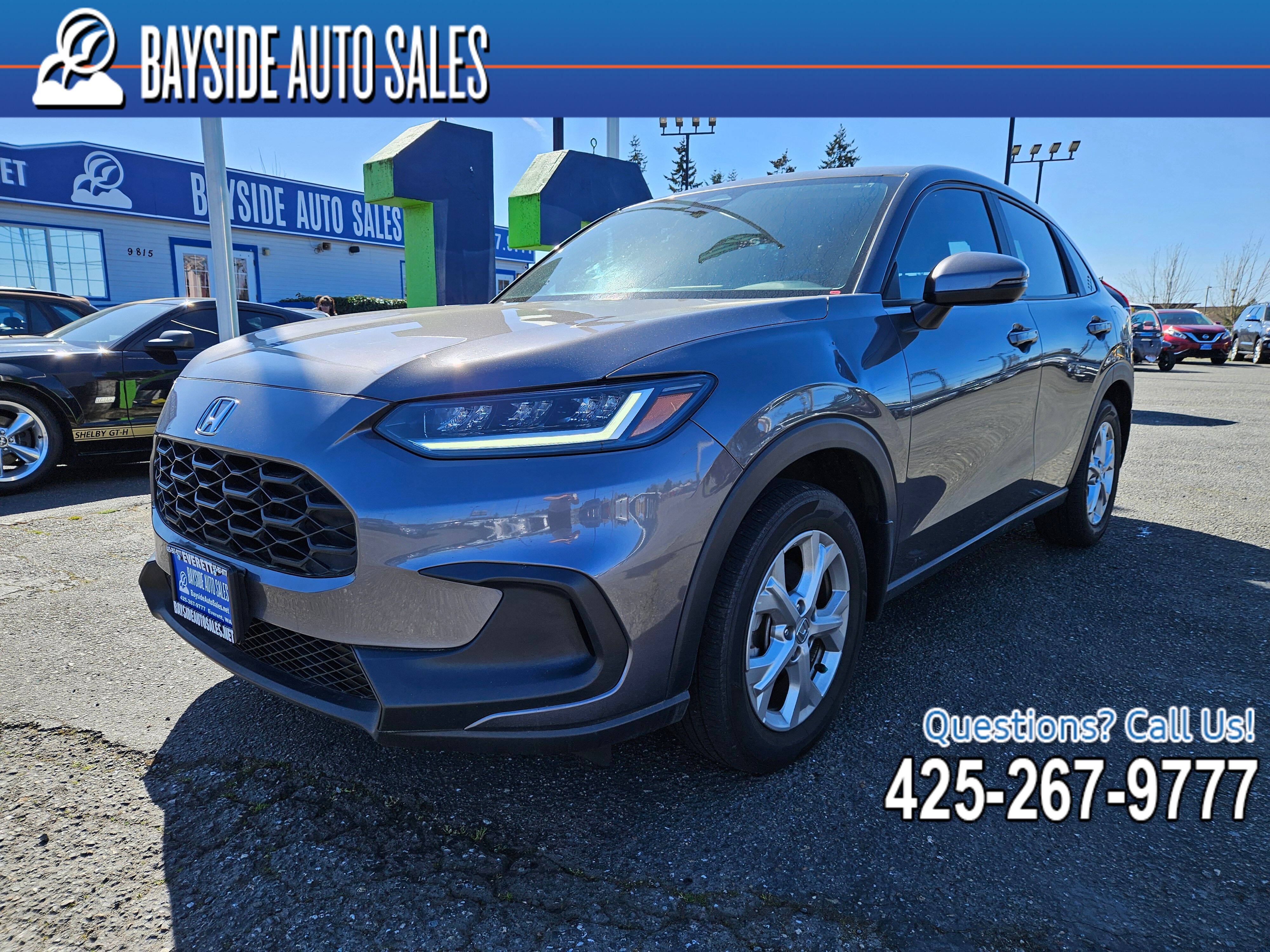 Gray (Modern Steel Metallic) 2023 Honda HR-V LX FWD SUV / Crossover Front-Wheel Drive Continuously Variable Transmission