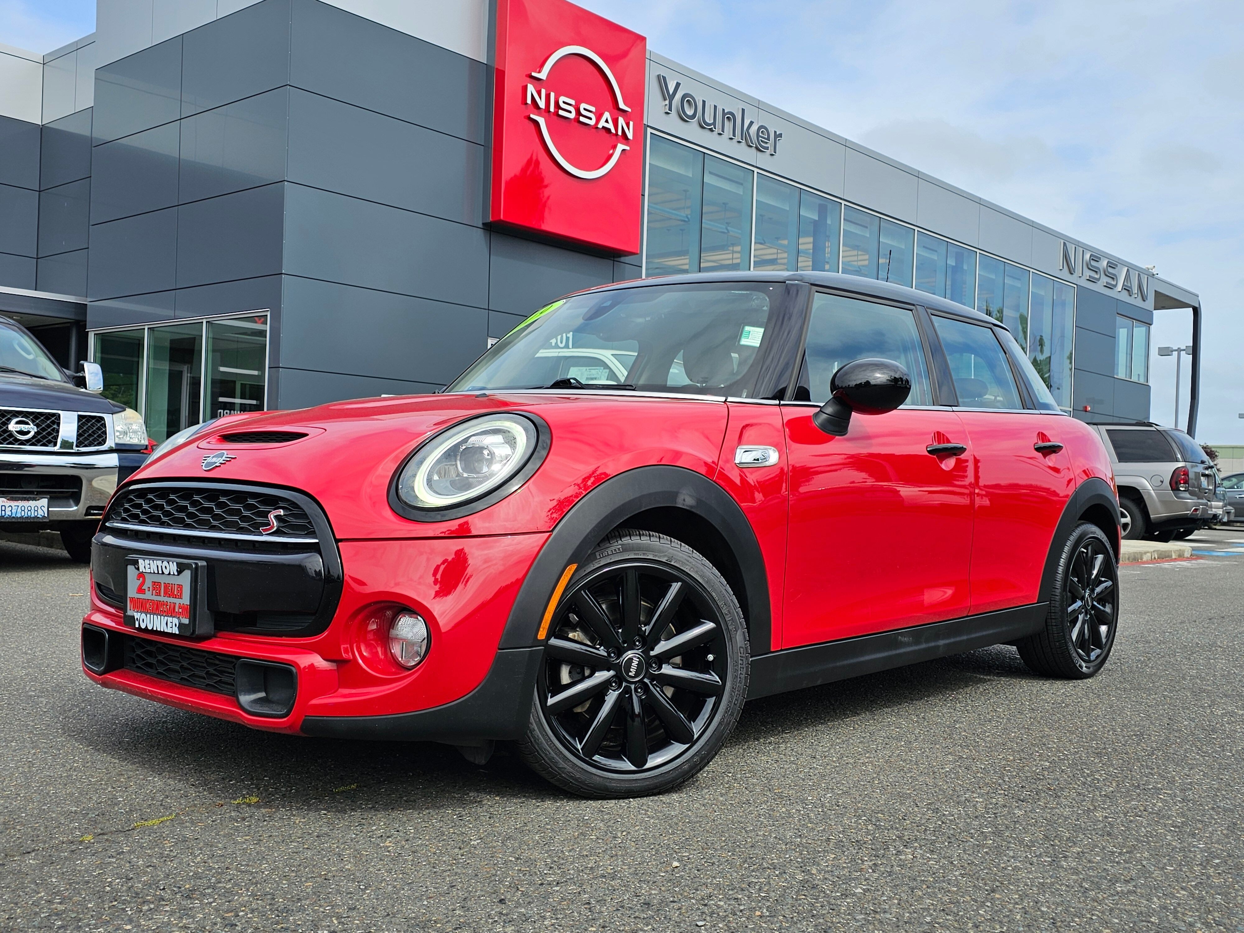 2019 MINI Cooper S 4-Door Hatchback FWD