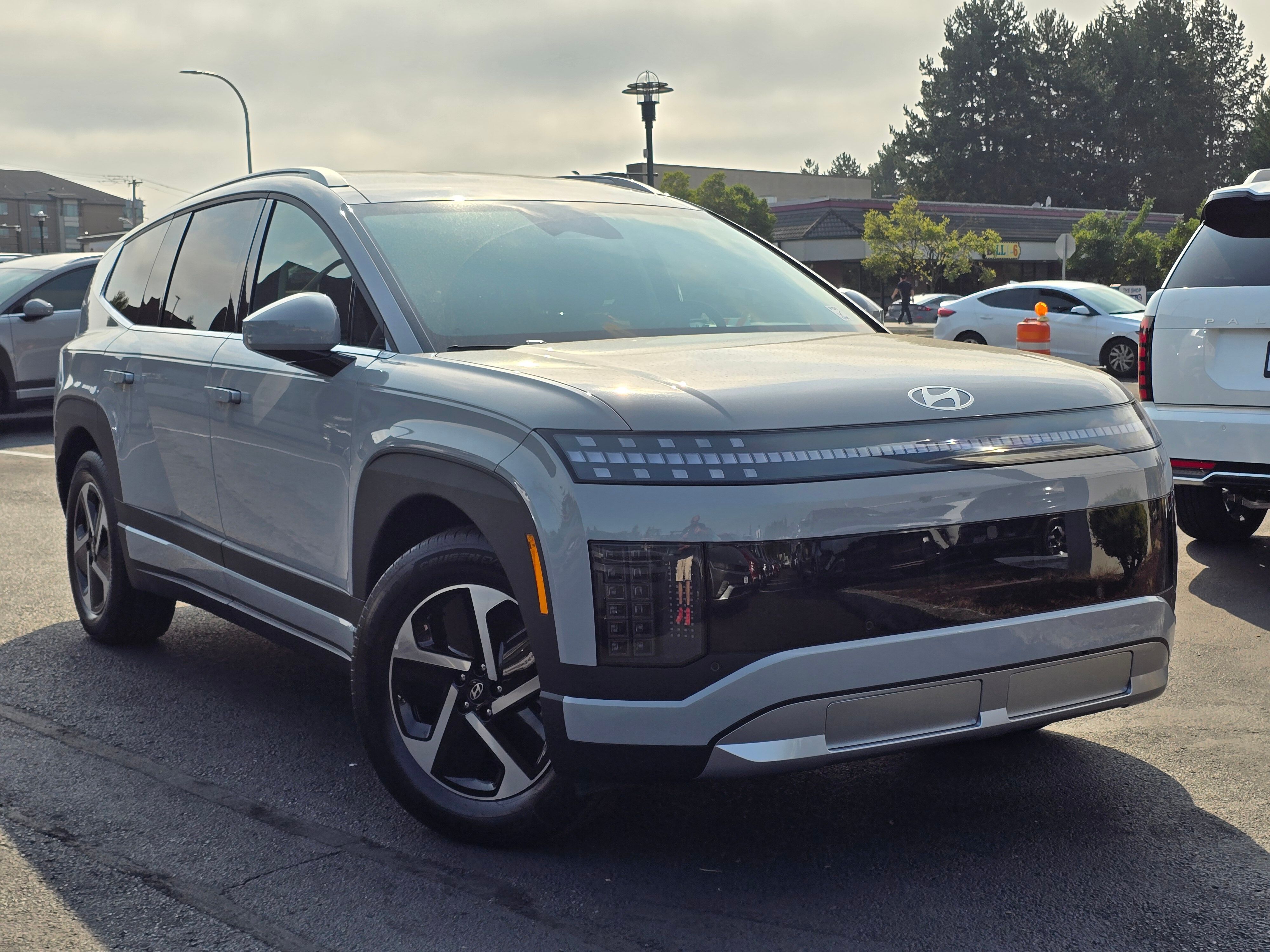 2026 Hyundai Ioniq 9 SE AWD