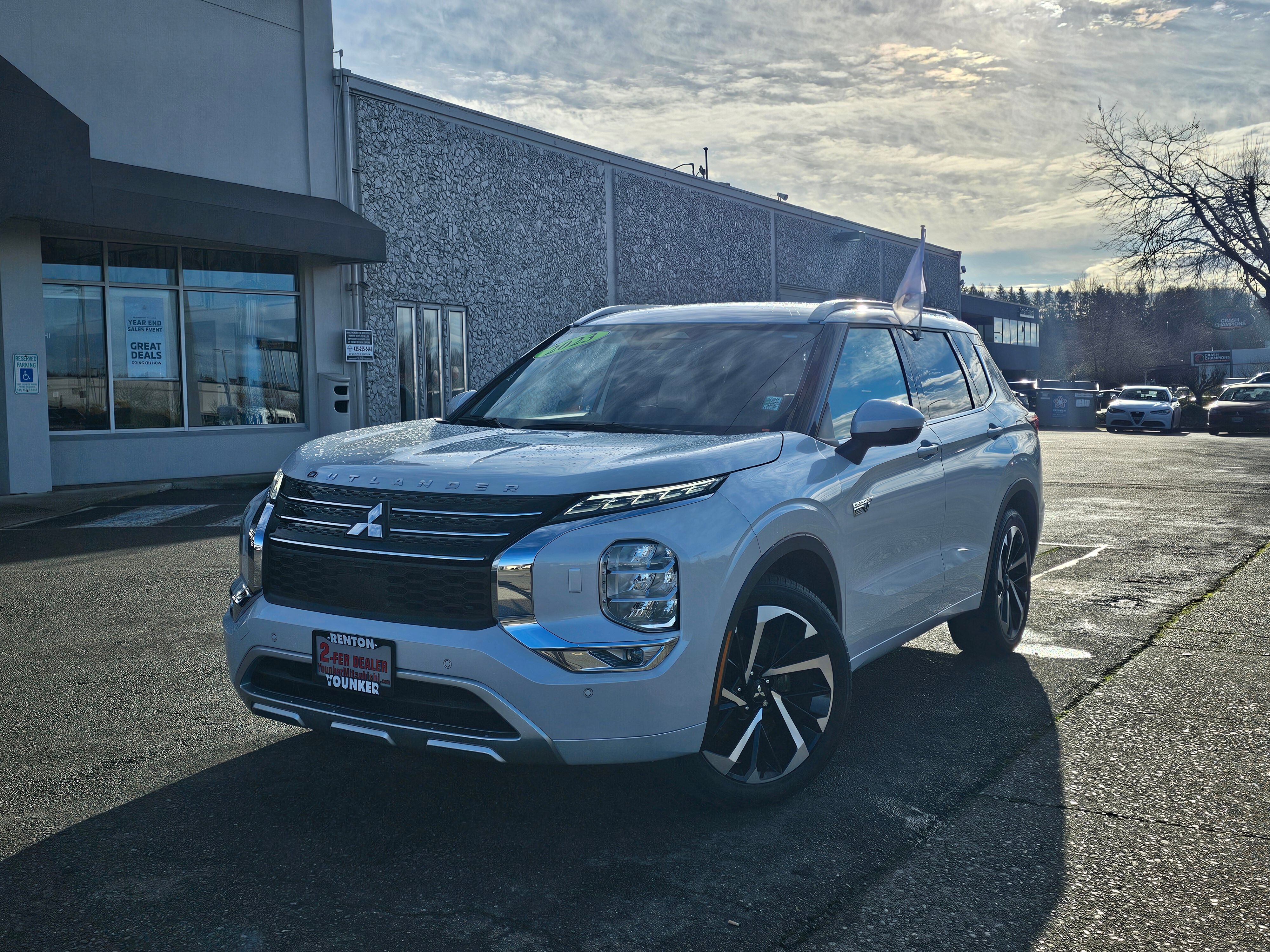 2023 Mitsubishi Outlander Hybrid Plug-in SEL S-AWC