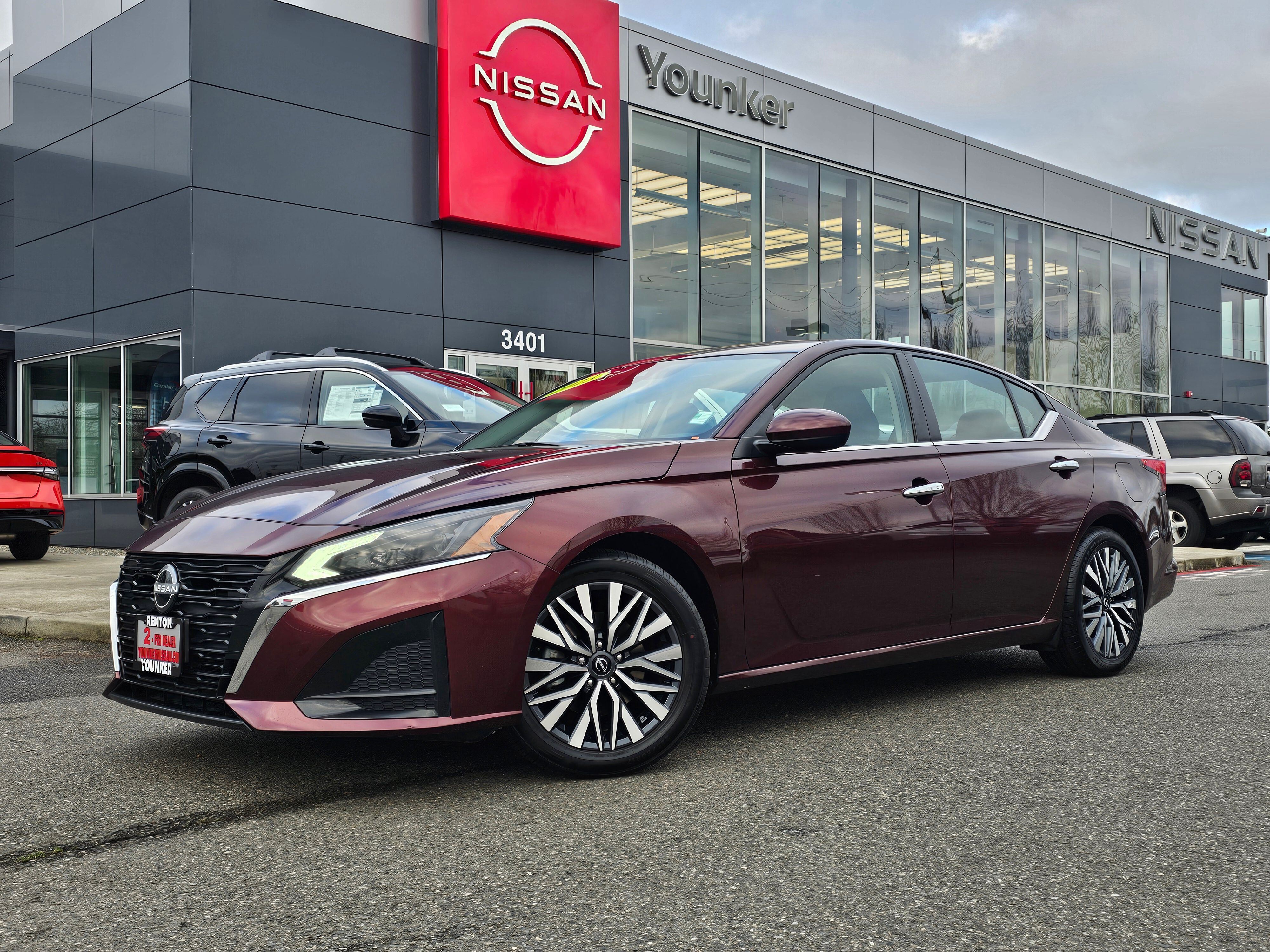 2023 Nissan Altima 2.5 SV FWD