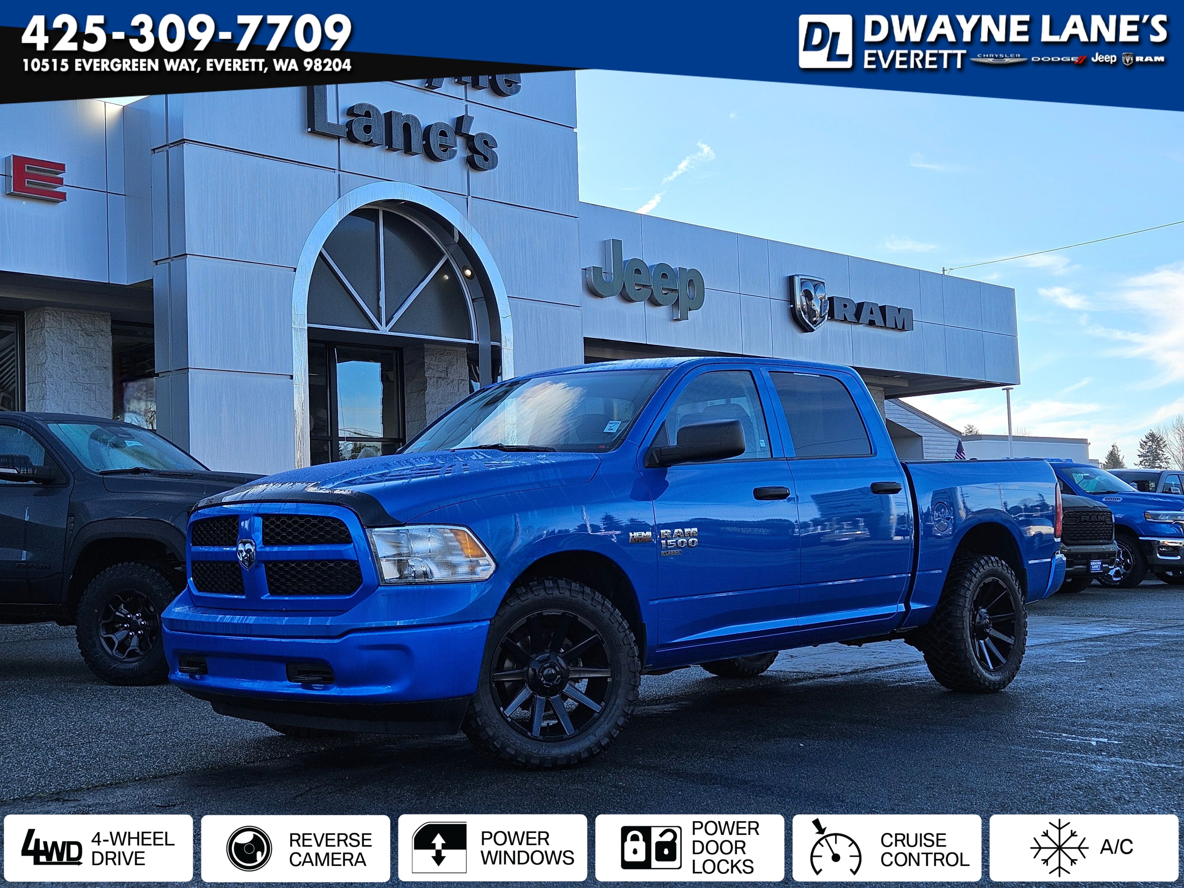2022 RAM 1500 Classic SLT Crew Cab 4WD