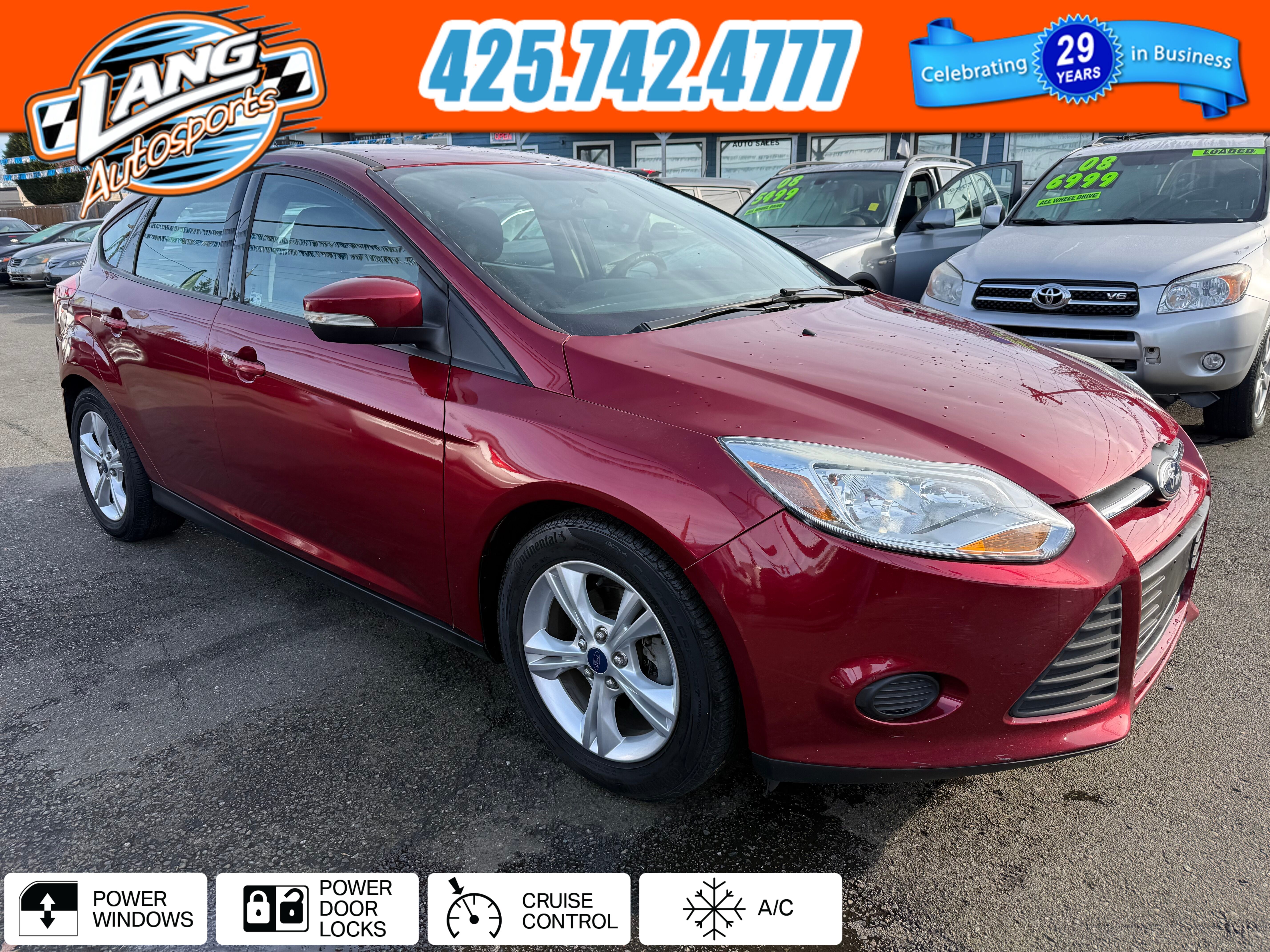 Ruby Red Metallic Tinted Clearcoat 2014 Ford Focus SE Hatchback Hatchback Front-Wheel Drive 6-Speed Automatic