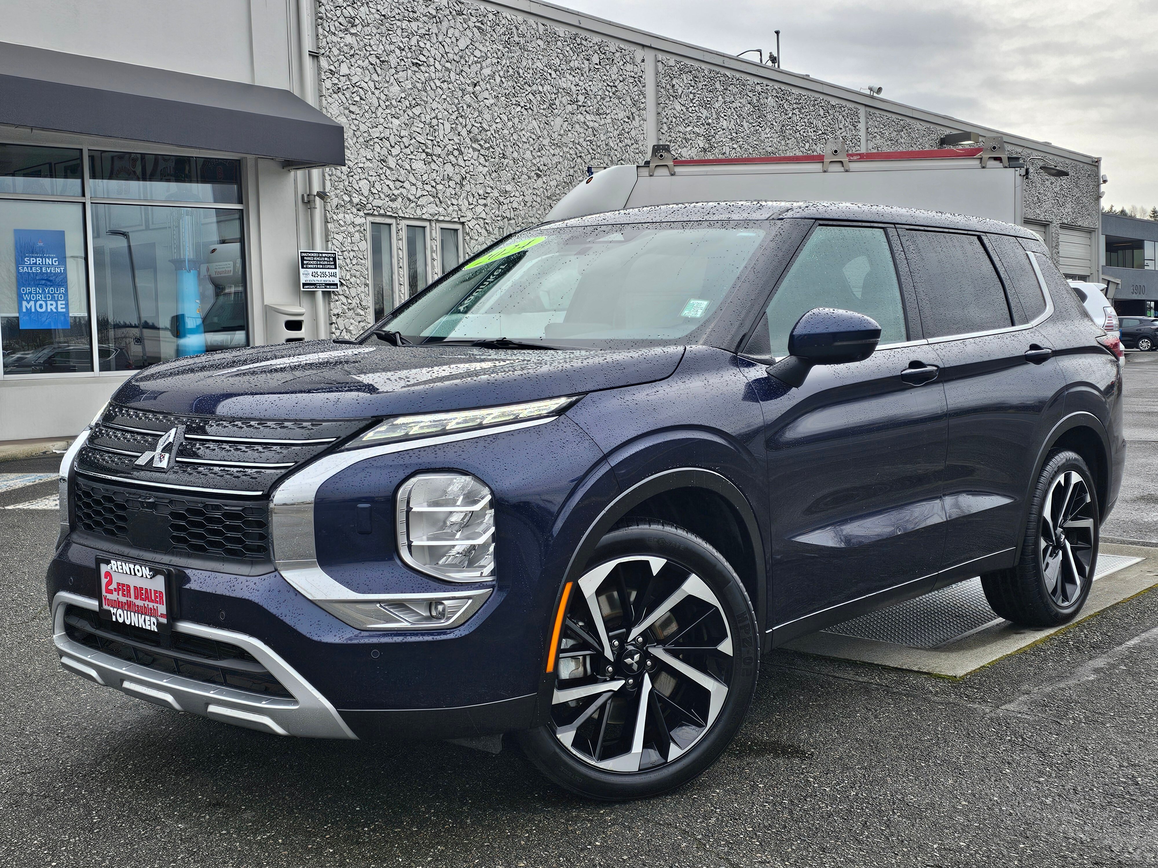 Cosmic Blue Metallic 2024 Mitsubishi Outlander SE S-AWC SUV / Crossover All-Wheel Drive Continuously Variable Transmission