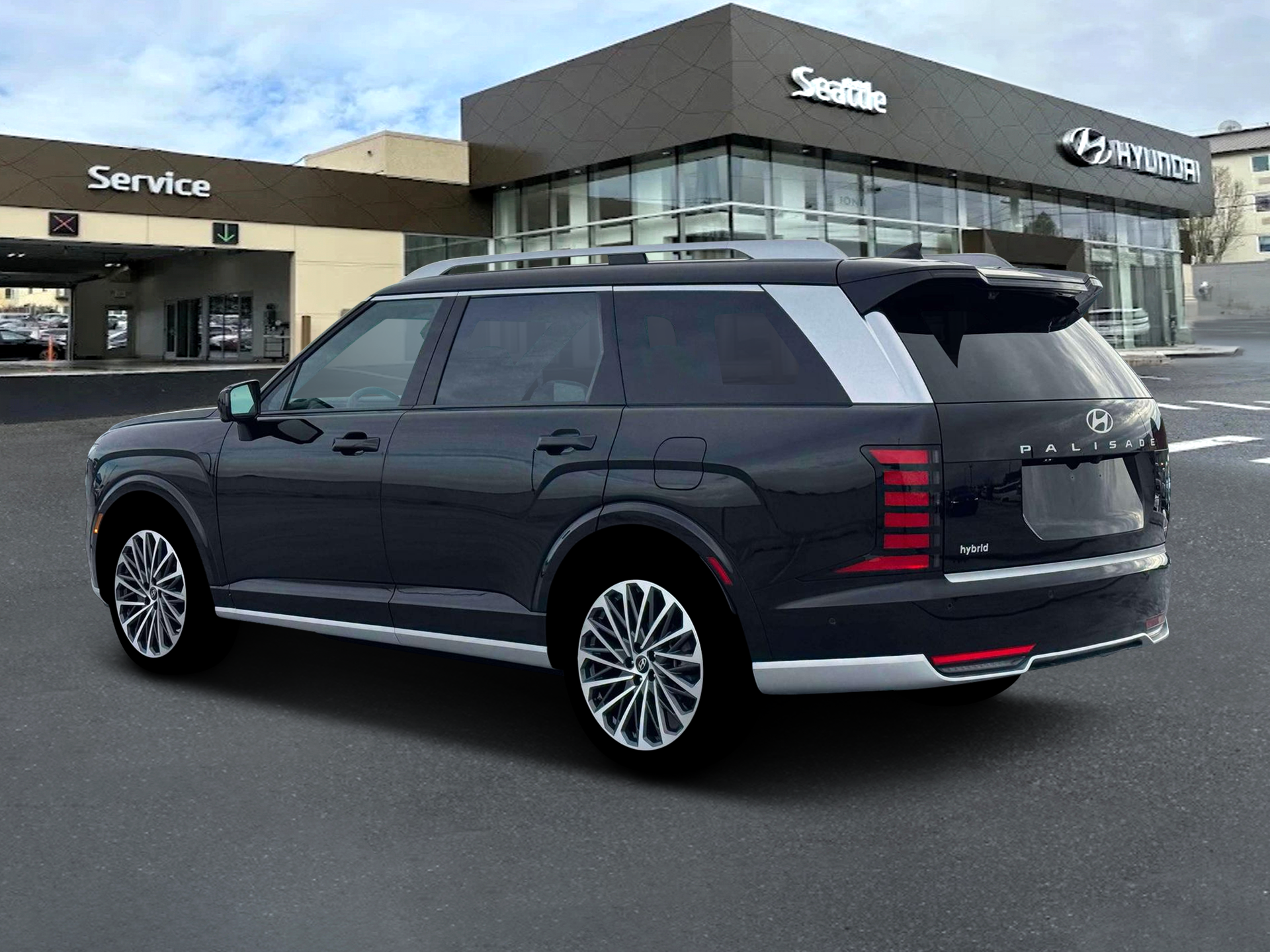 View vehicle photo 4