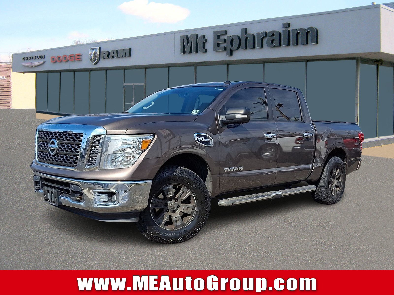 2017 Nissan Titan SV Crew Cab 4WD