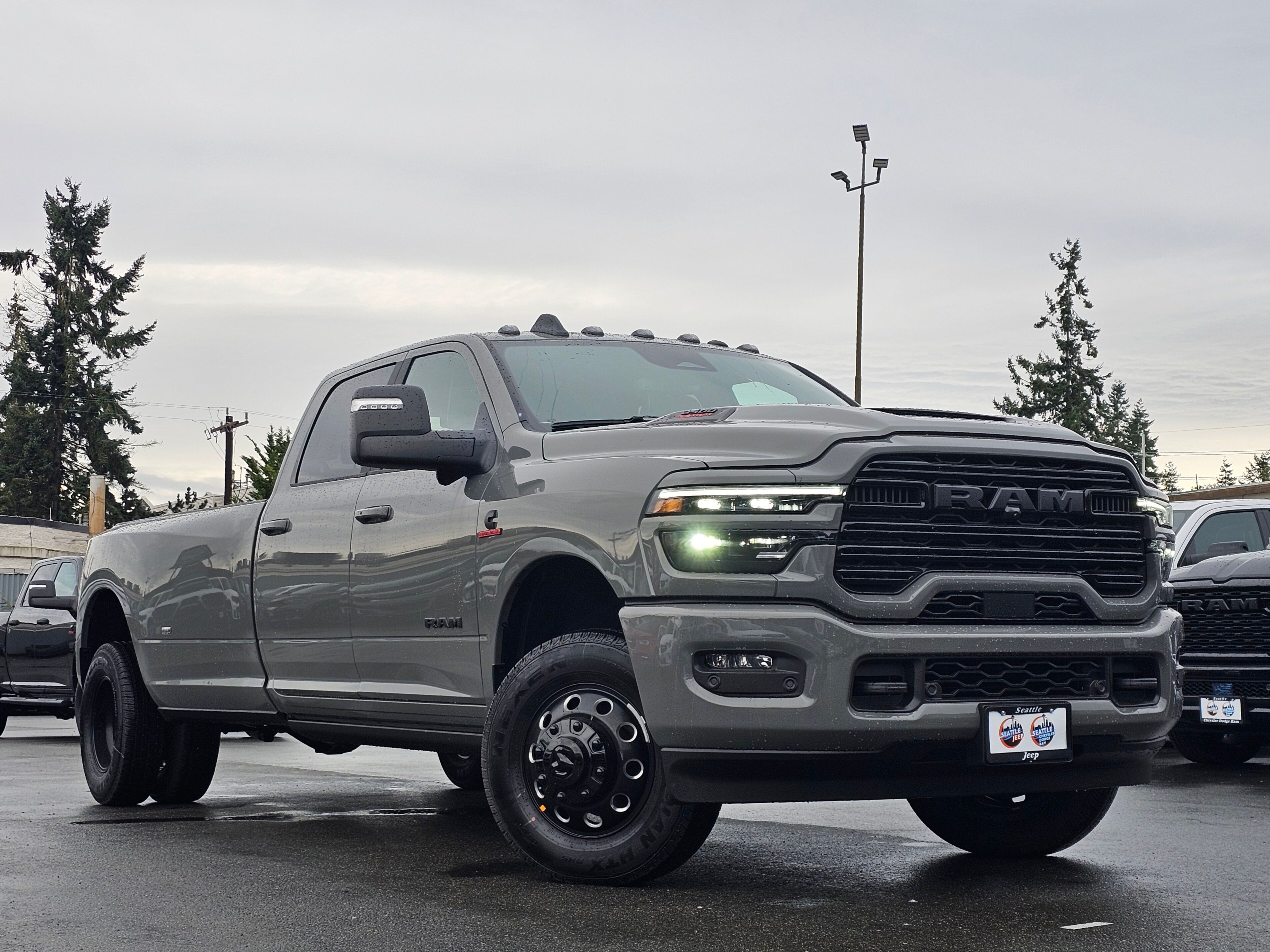 2026 RAM 3500 Laramie Crew Cab LB DRW 4WD