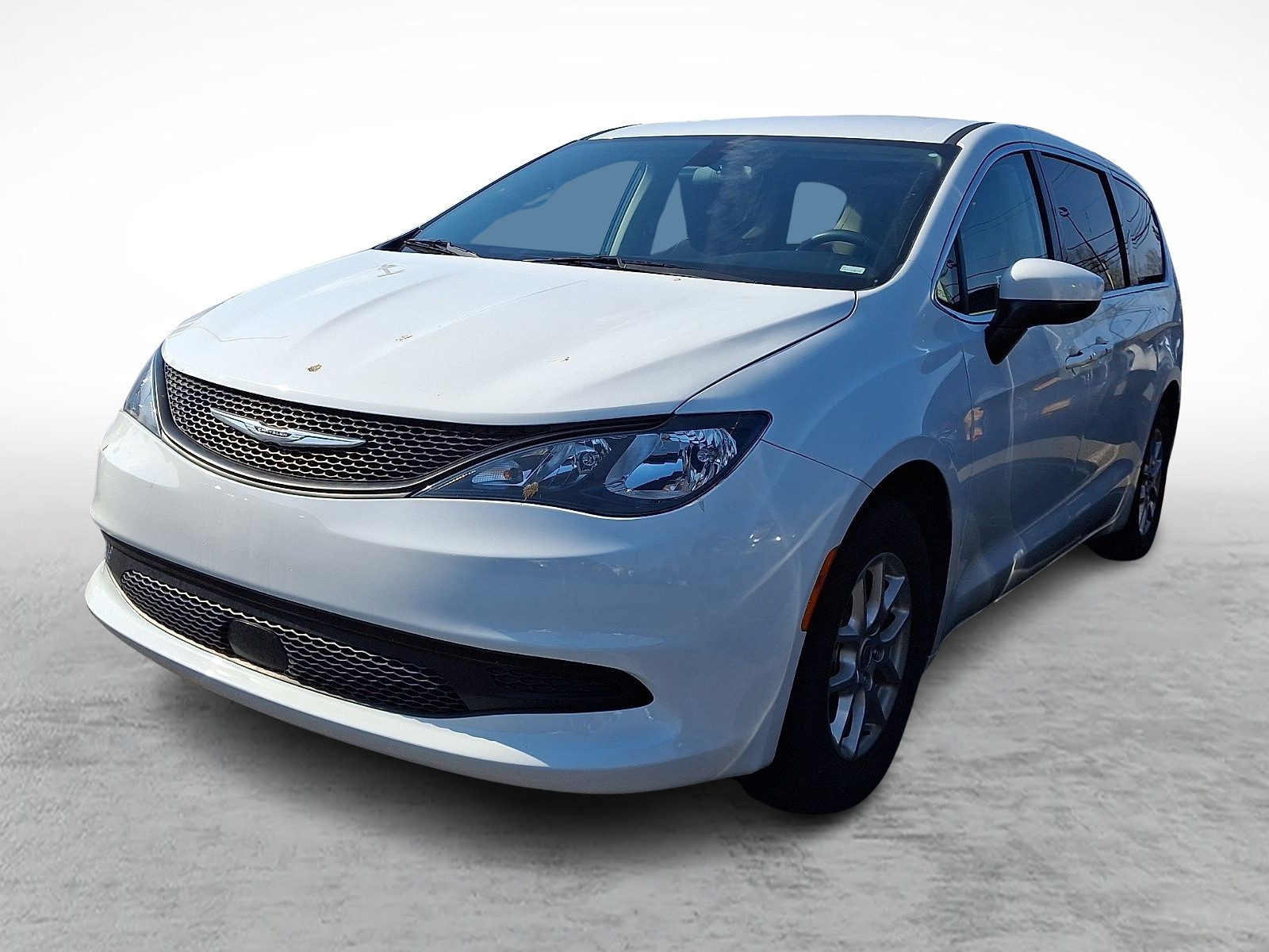 2022 Chrysler Voyager LX FWD