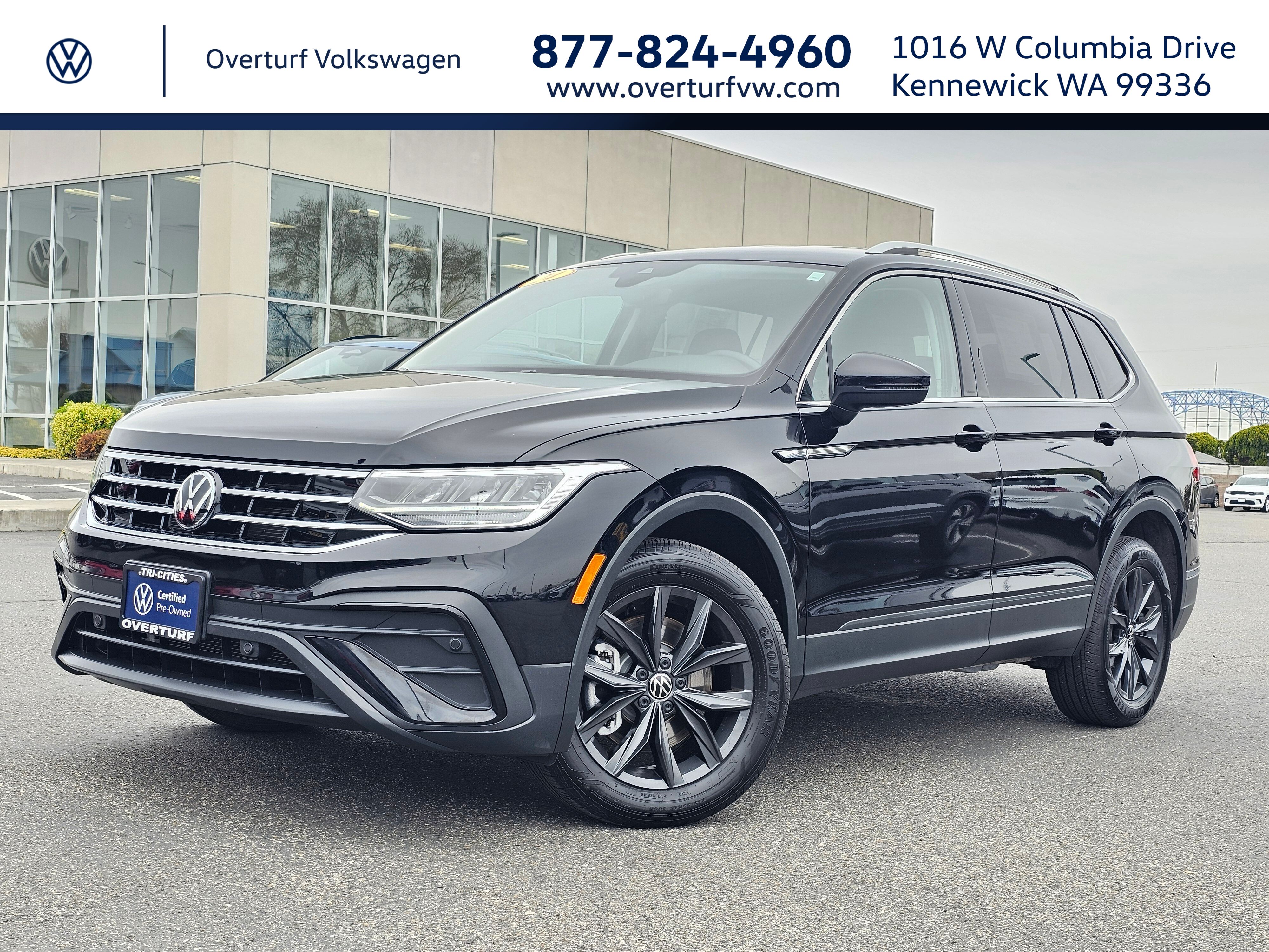 Deep Black Pearl 2024 Volkswagen Tiguan SE 4Motion SUV / Crossover All-Wheel Drive 8-Speed Automatic