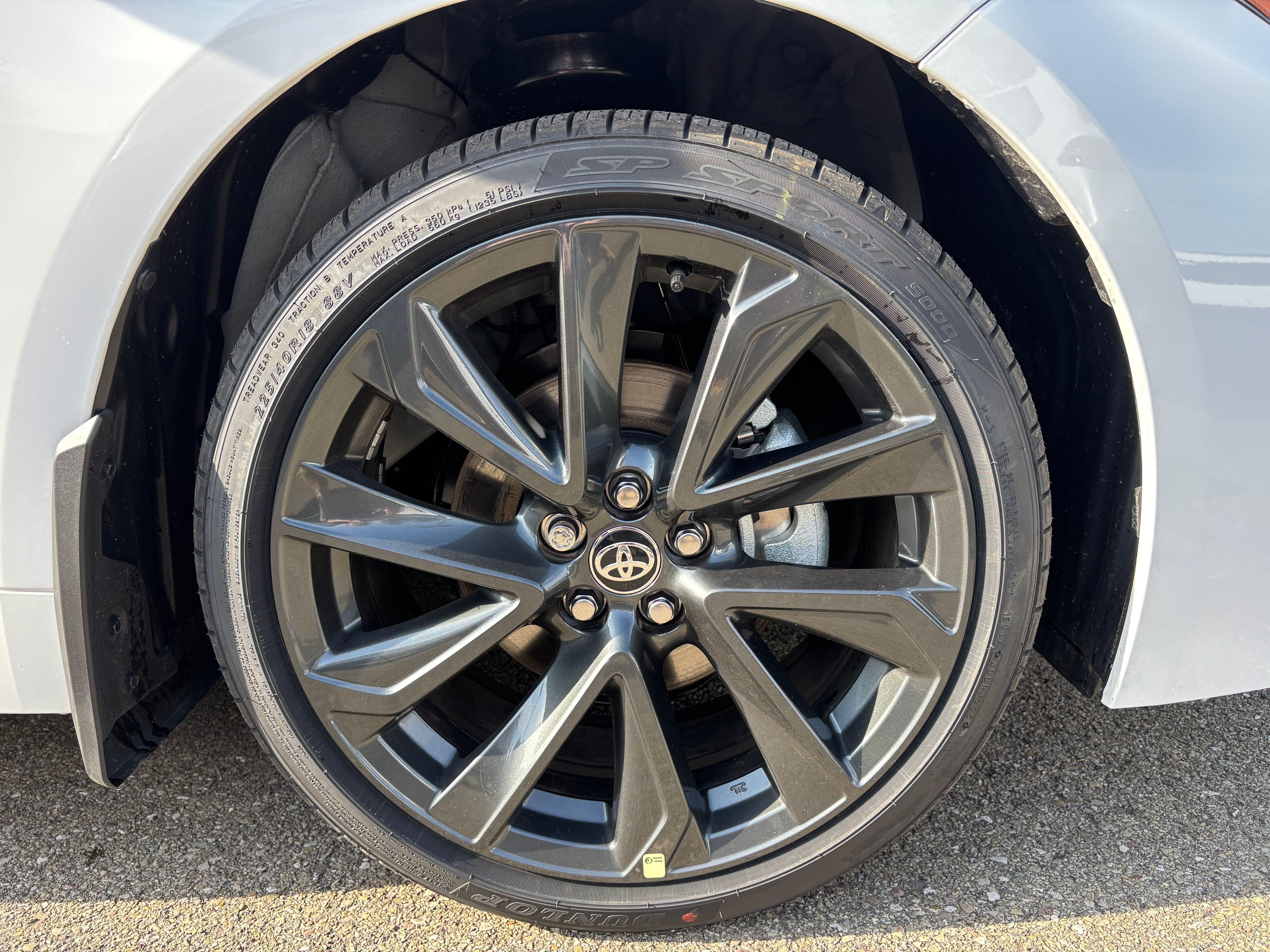 View vehicle photo 7