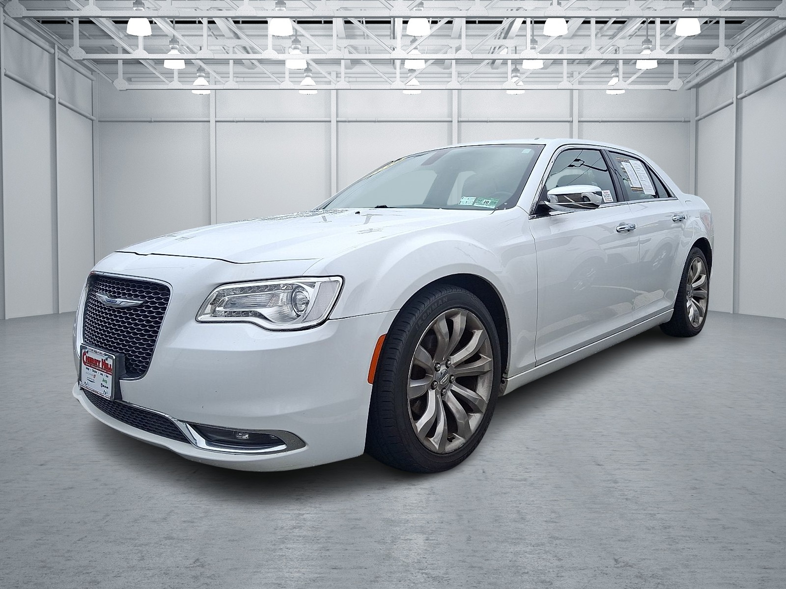 Bright White Clearcoat 2018 Chrysler 300 Limited RWD Sedan Rear-Wheel Drive 8-Speed Automatic