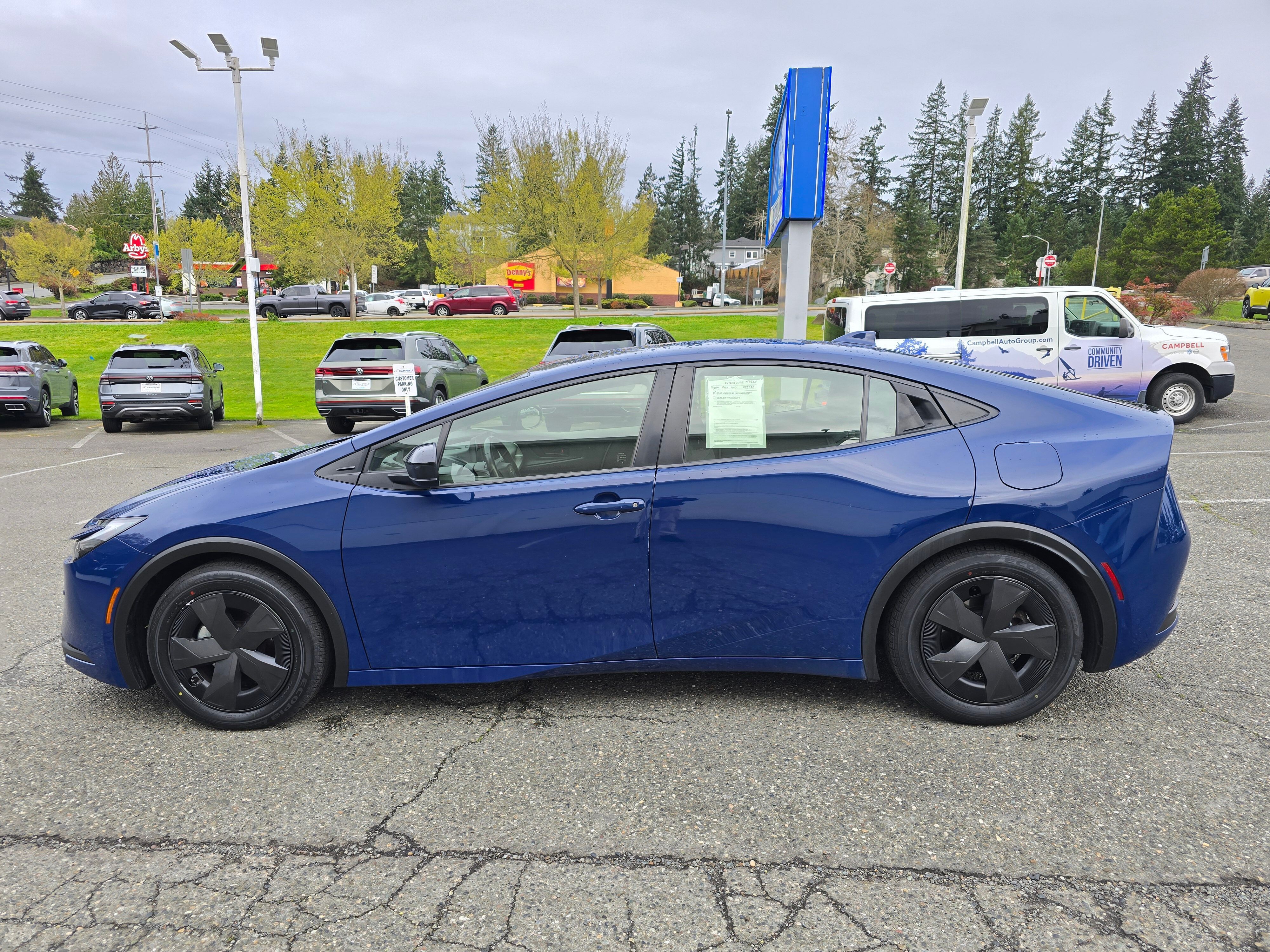 View vehicle photo 2