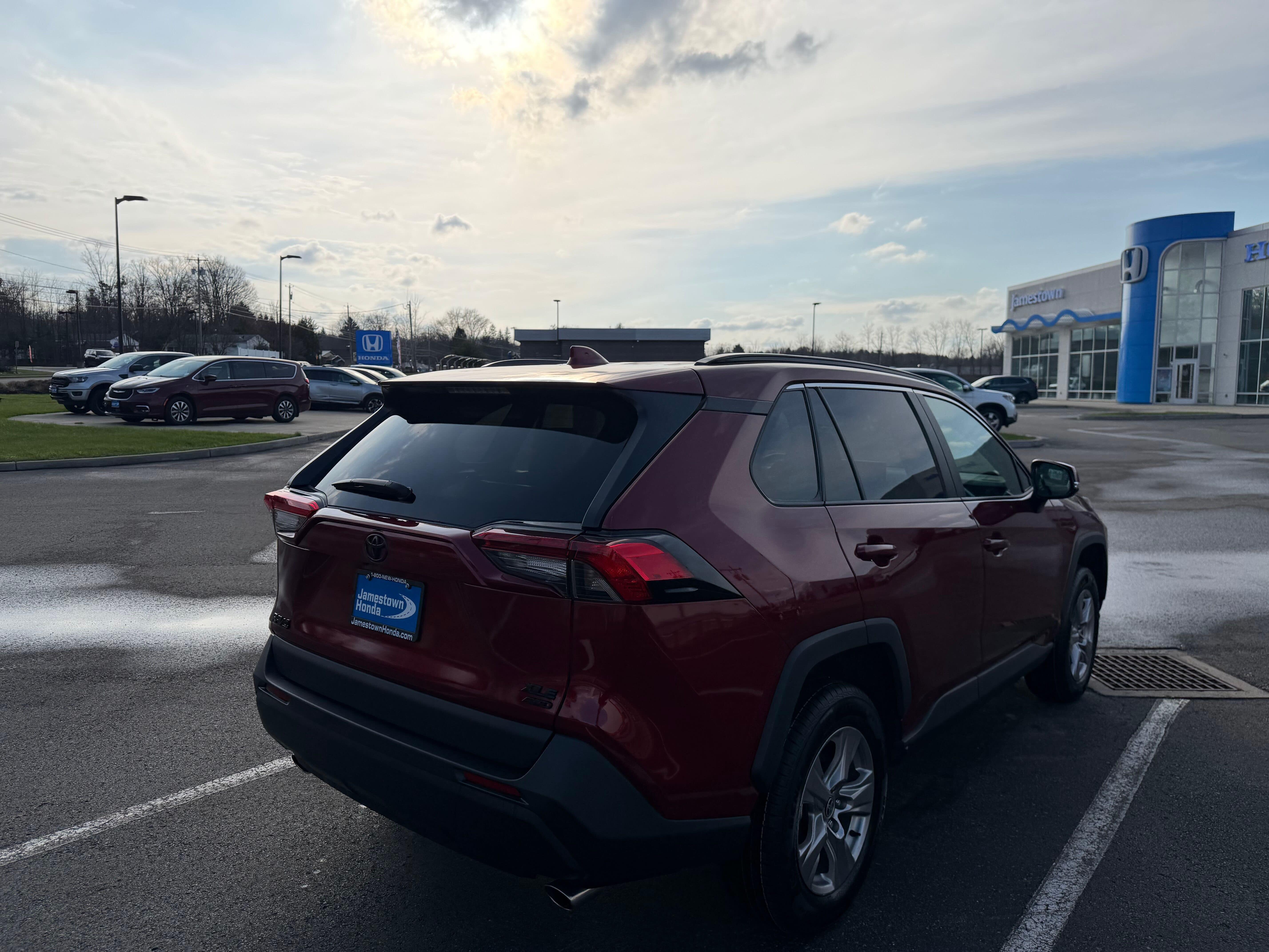 View vehicle photo 5