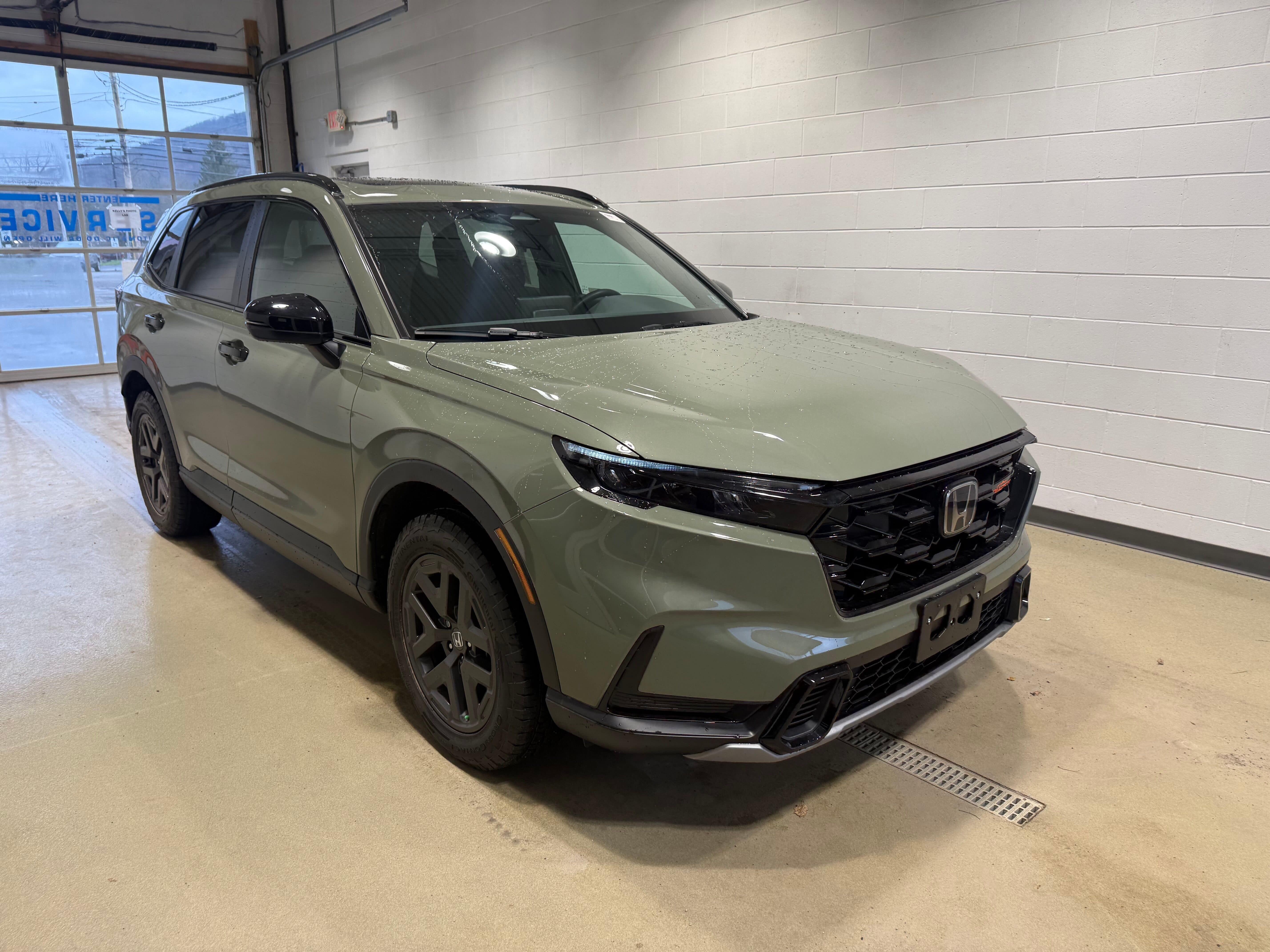 View vehicle photo 7