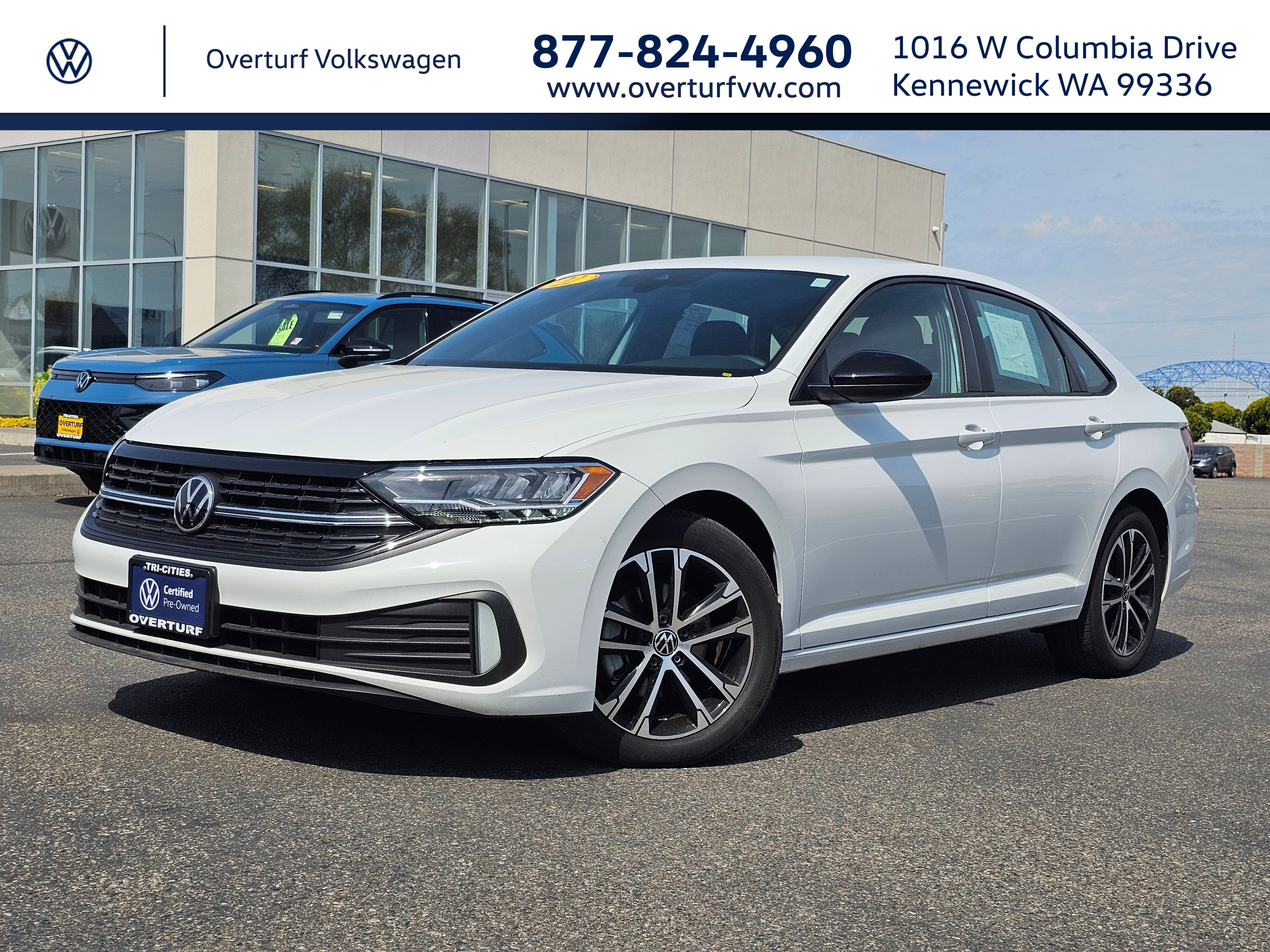 Pure White 2022 Volkswagen Jetta 1.5T Sport FWD Sedan Front-Wheel Drive 8-Speed Automatic