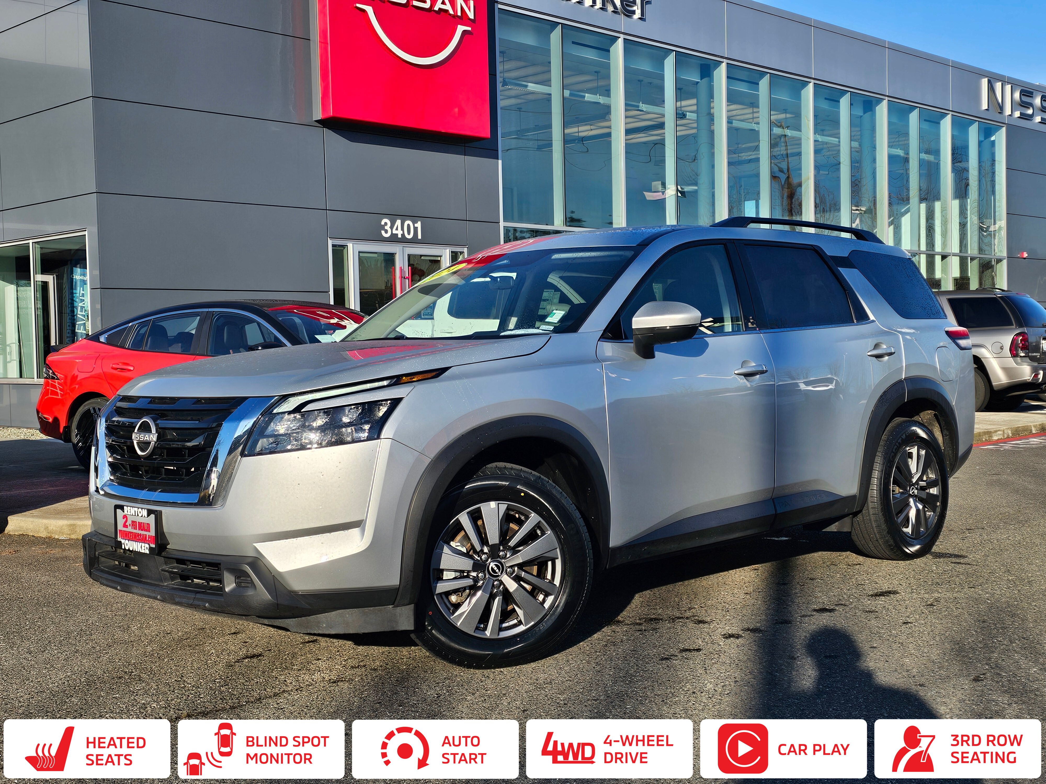 Brilliant Silver Metallic 2024 Nissan Pathfinder SV 4WD SUV / Crossover All-Wheel Drive 9-Speed Automatic