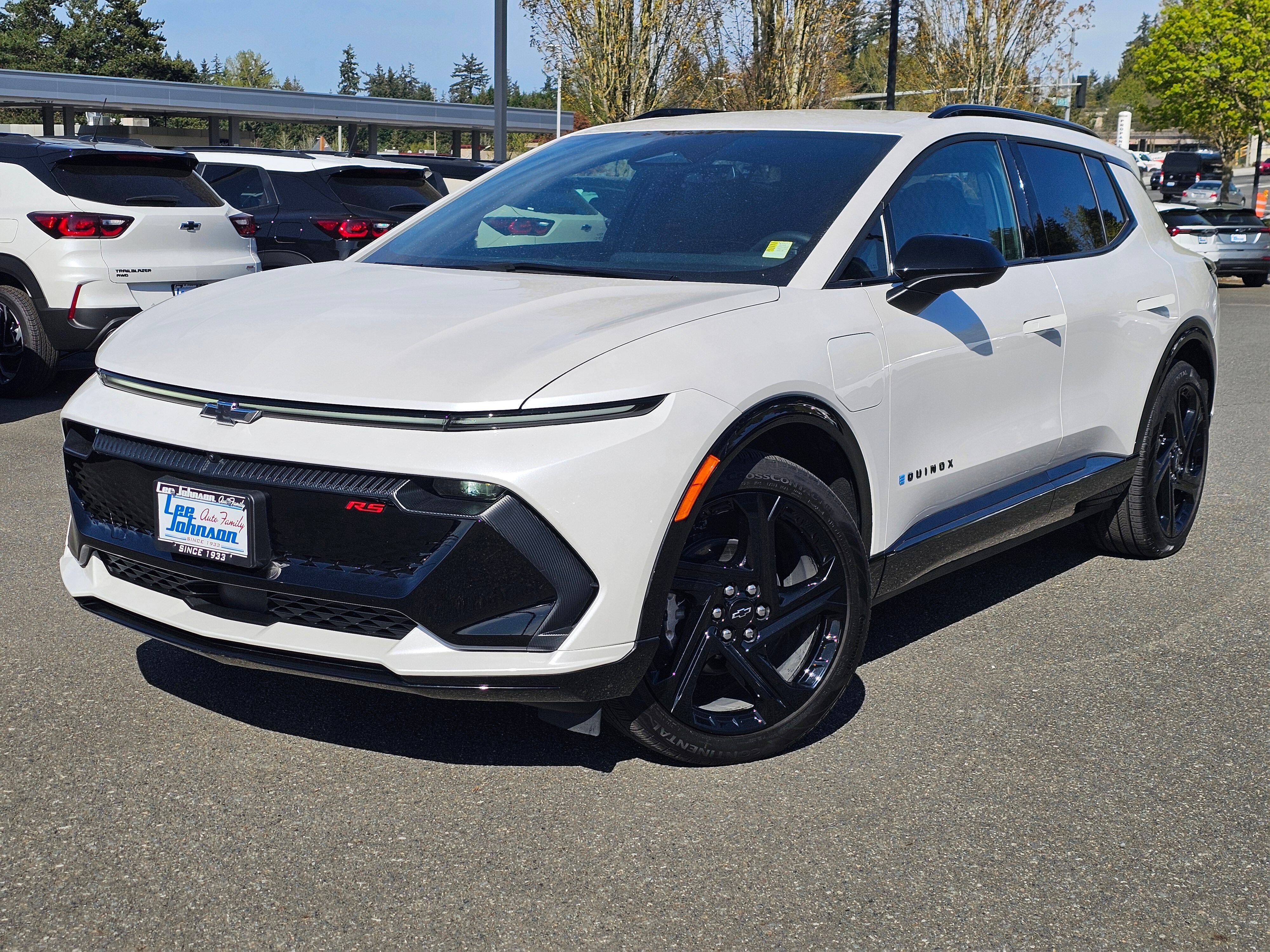 White (Iridescent Pearl Tricoat) 2025 Chevrolet Equinox EV RS FWD SUV / Crossover Front-Wheel Drive 1-Speed Automatic