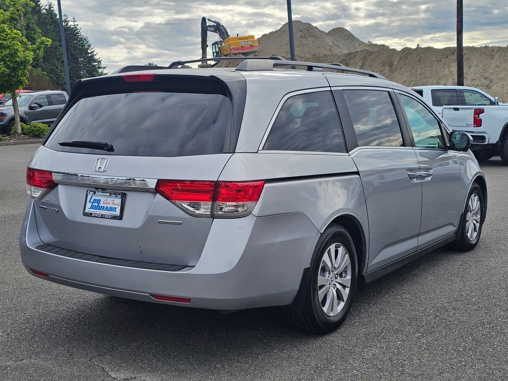 View vehicle photo 5