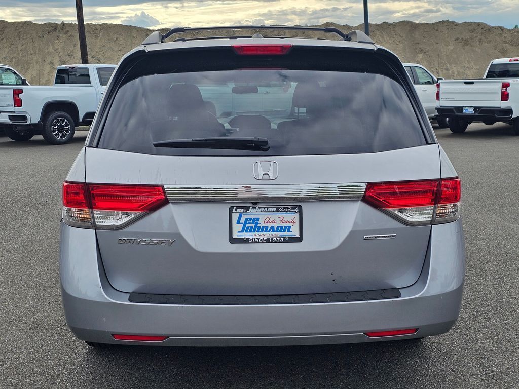View vehicle photo 6