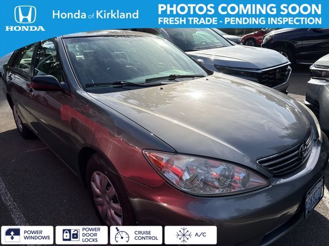 2005 Toyota Camry LE FWD