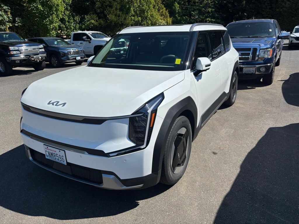 Snow White Pearl 2024 Kia EV9 Wind AWD SUV / Crossover All-Wheel Drive 1-Speed Automatic