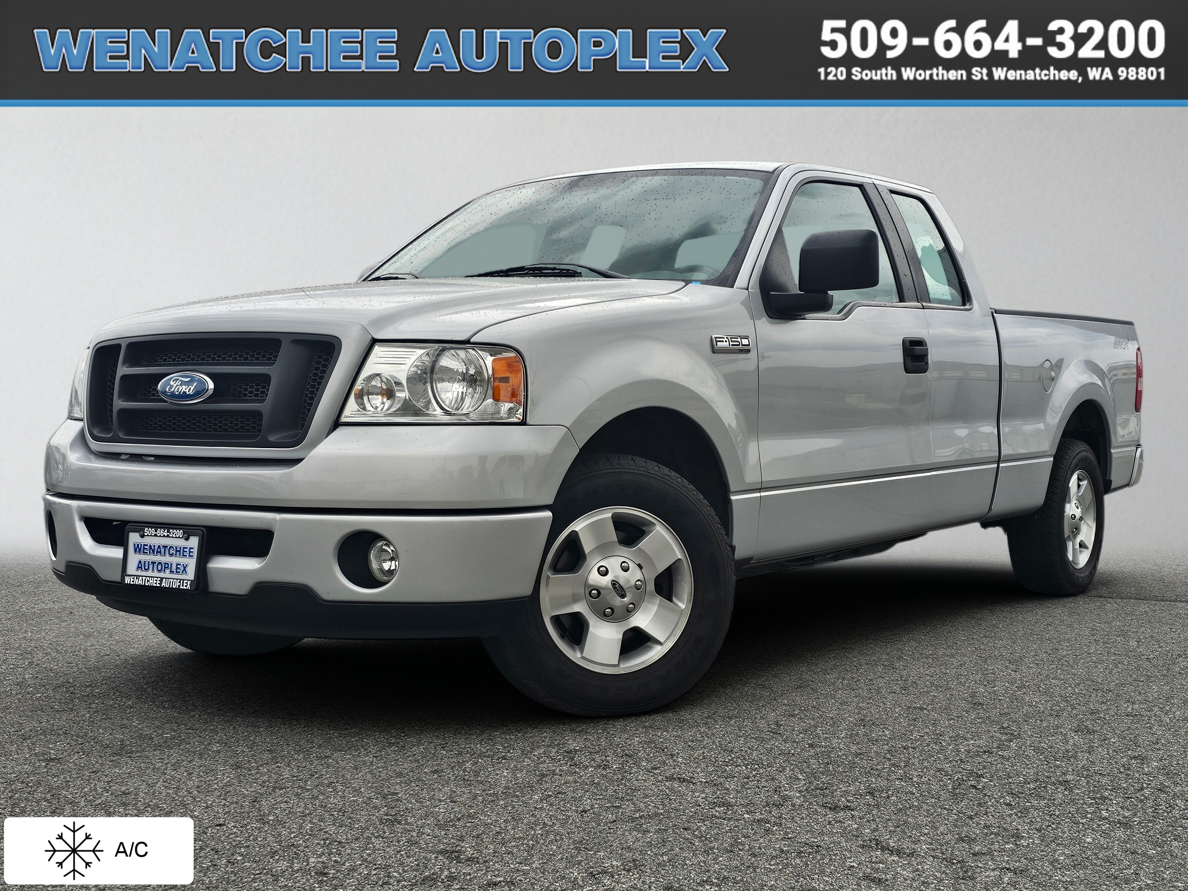 Silver 2006 Ford F-150 XL SuperCab Pickup Truck Rear-Wheel Drive 4-Speed Automatic