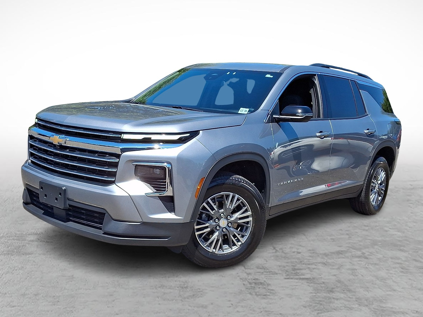 Sterling Gray Metallic 2026 Chevrolet Traverse LT FWD SUV / Crossover Front-Wheel Drive 8-Speed Automatic