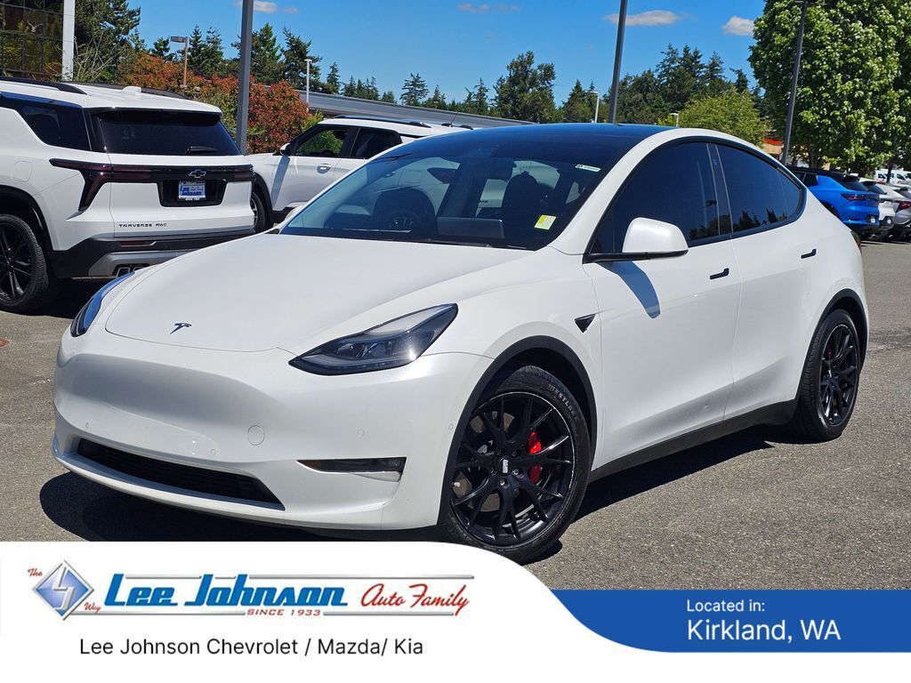 Pearl White Multi-Coat 2022 Tesla Model Y SUV / Crossover All-Wheel Drive 1-Speed Automatic