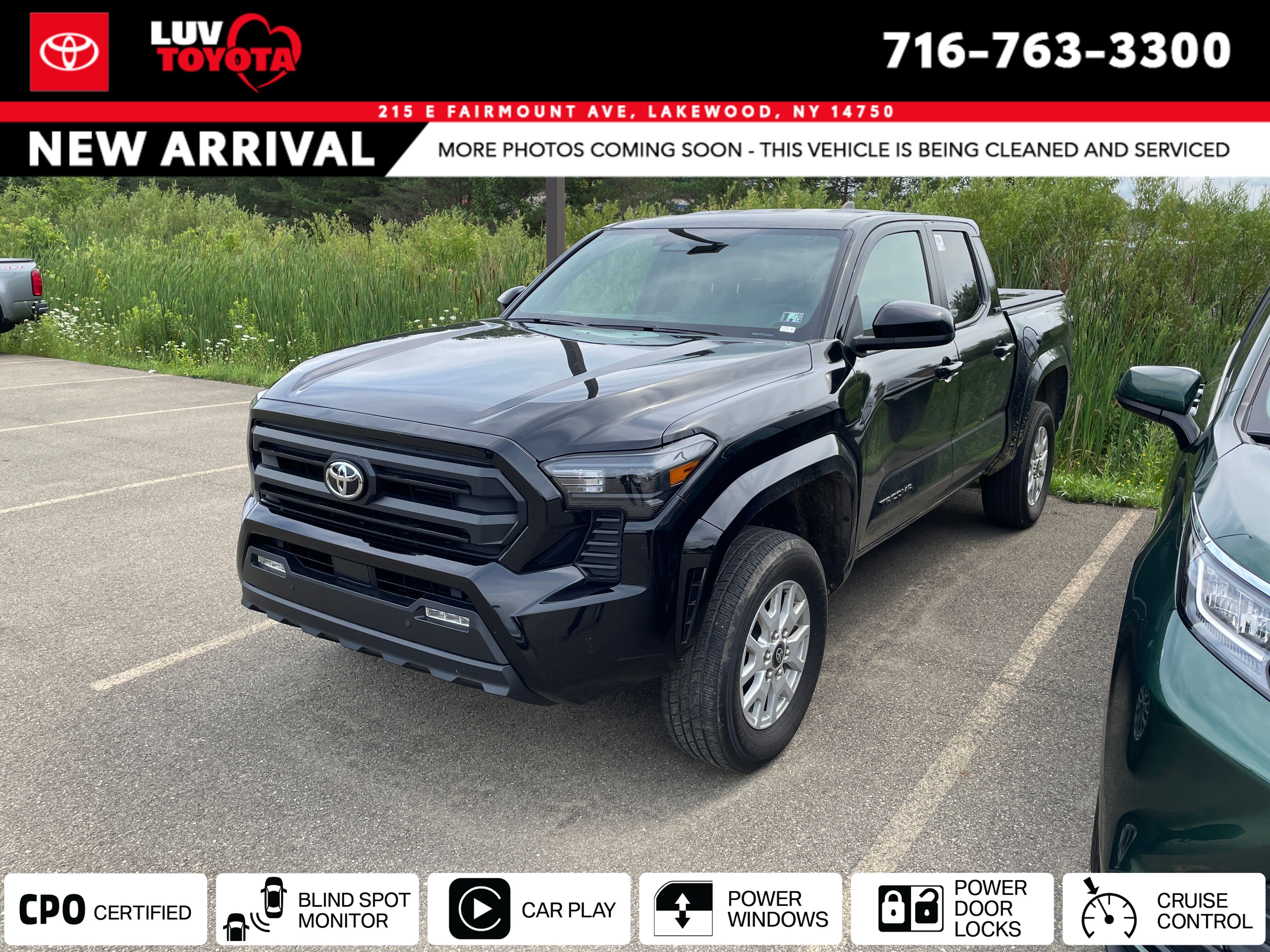  2024 Toyota Tacoma SR5 Double Cab 4WD   
