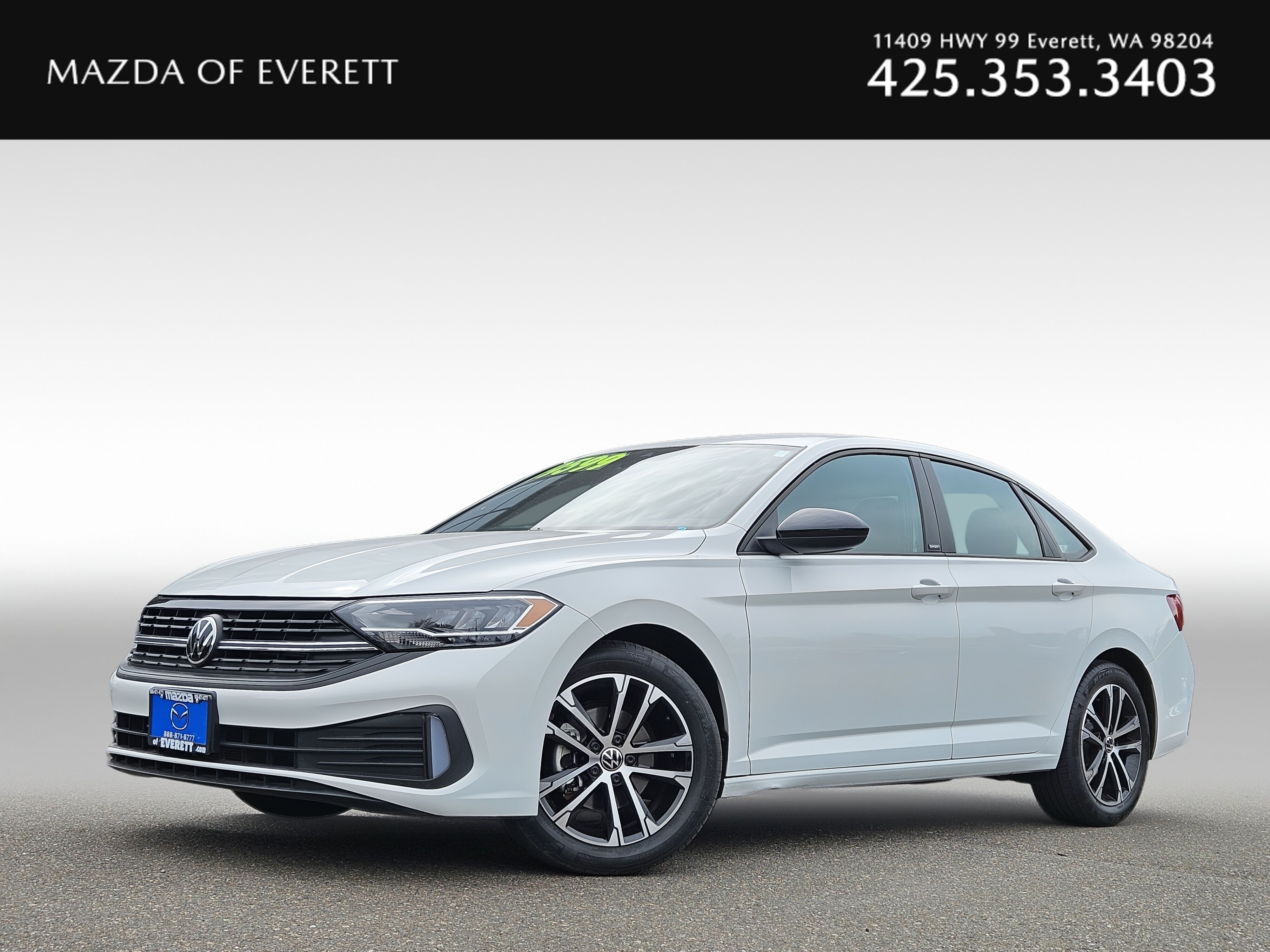 Pure White 2024 Volkswagen Jetta Sedan Front-Wheel Drive 6-Speed Manual