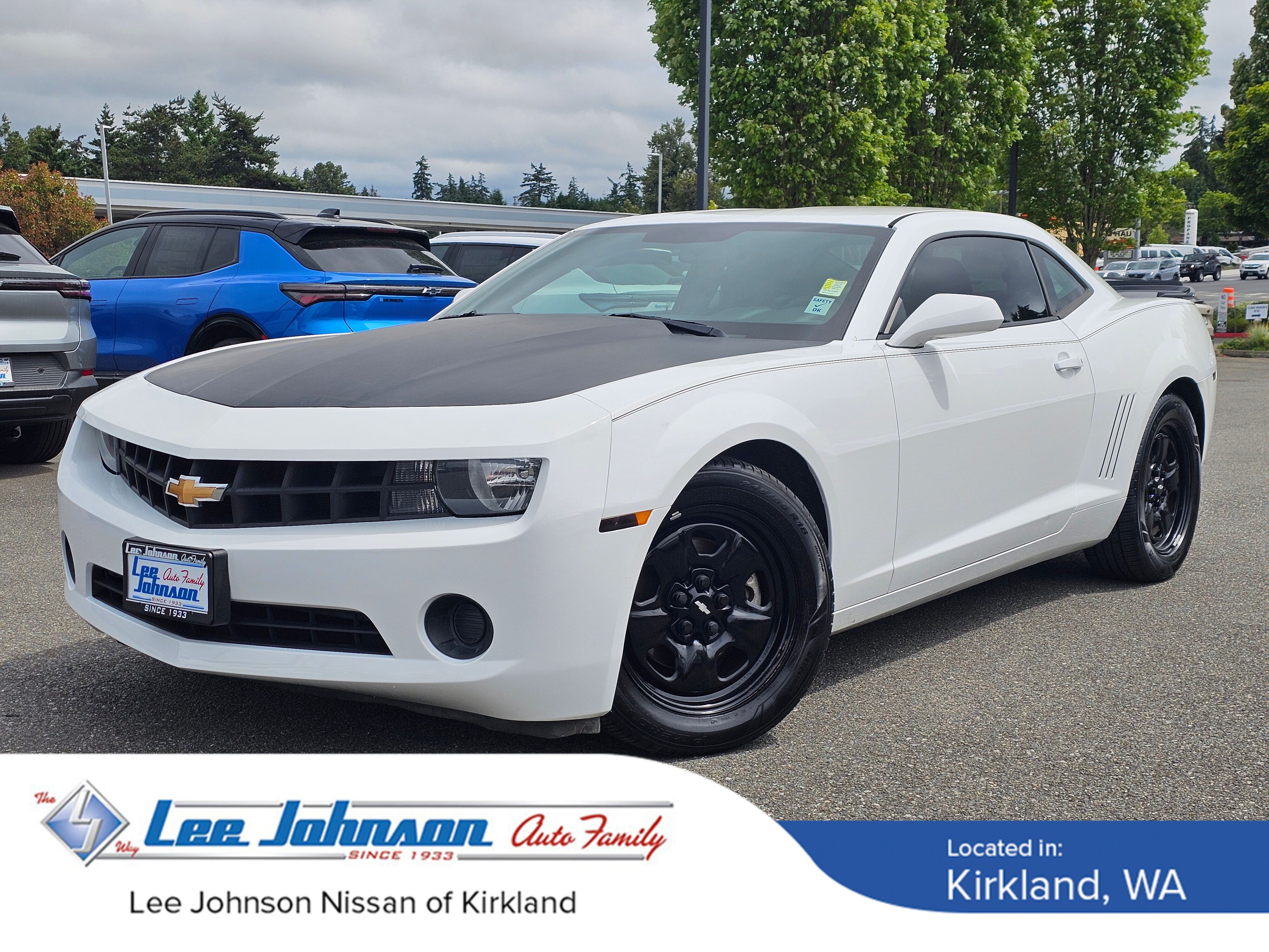 Summit White 2013 Chevrolet Camaro Coupe Rear-Wheel Drive 6-Speed Automatic
