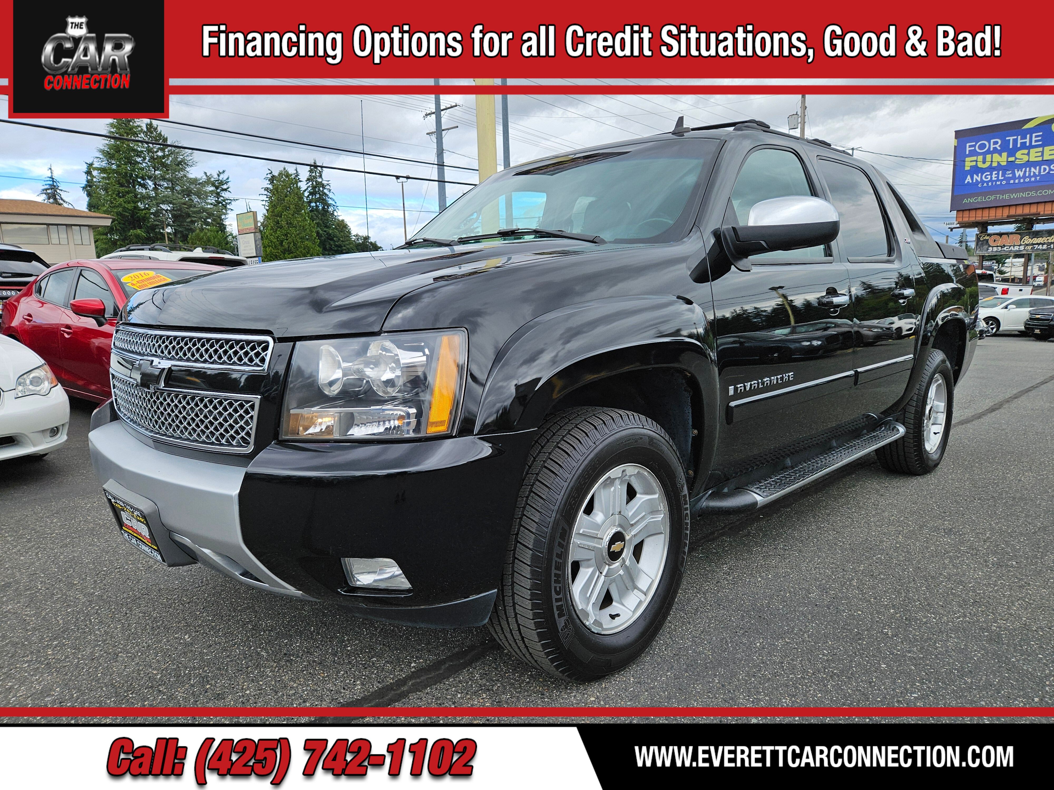 Black 2007 Chevrolet Avalanche Pickup Truck Four-Wheel Drive 4-Speed Automatic
