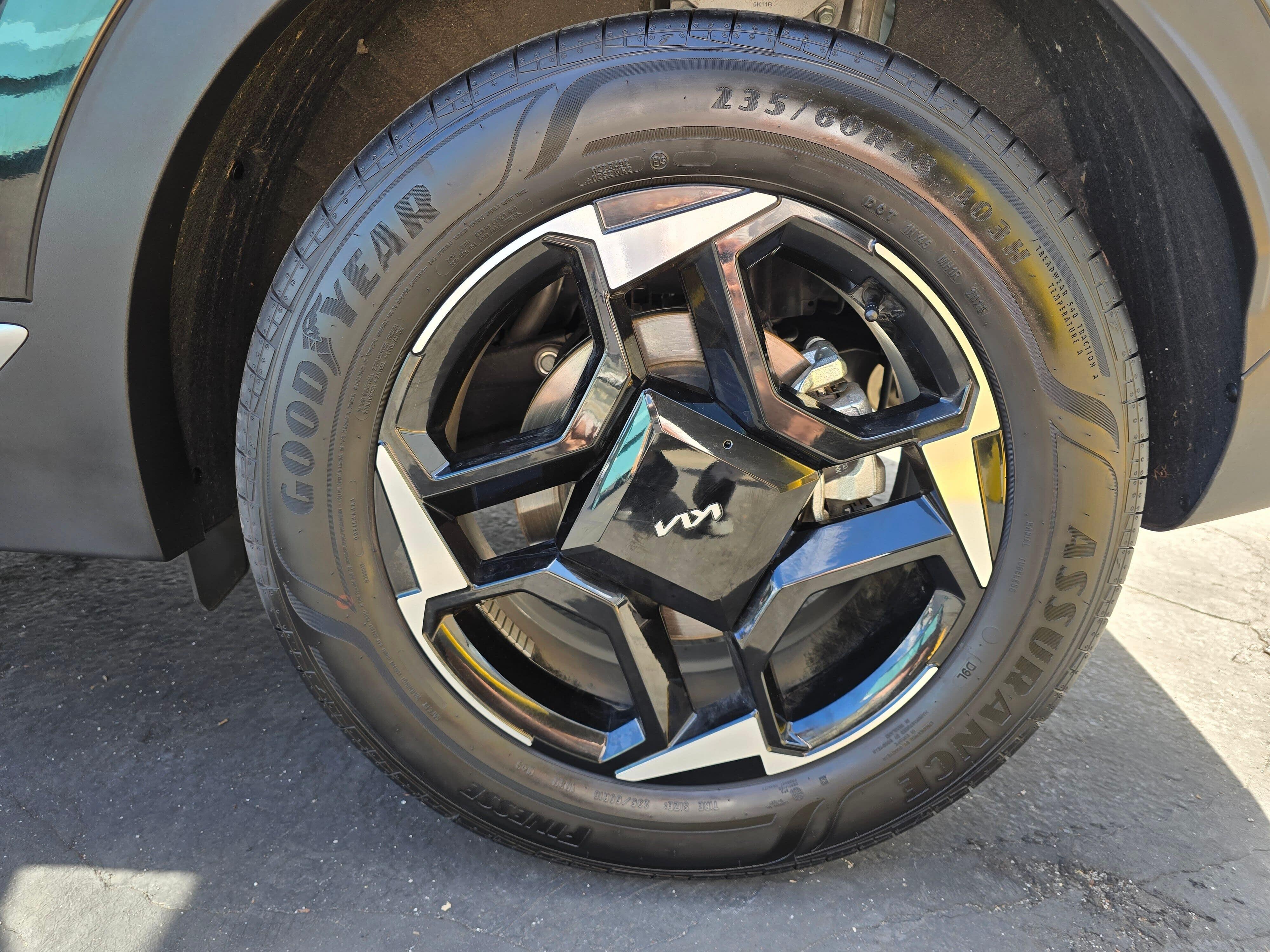 Certified Used 2026 Black Kia EX image 6