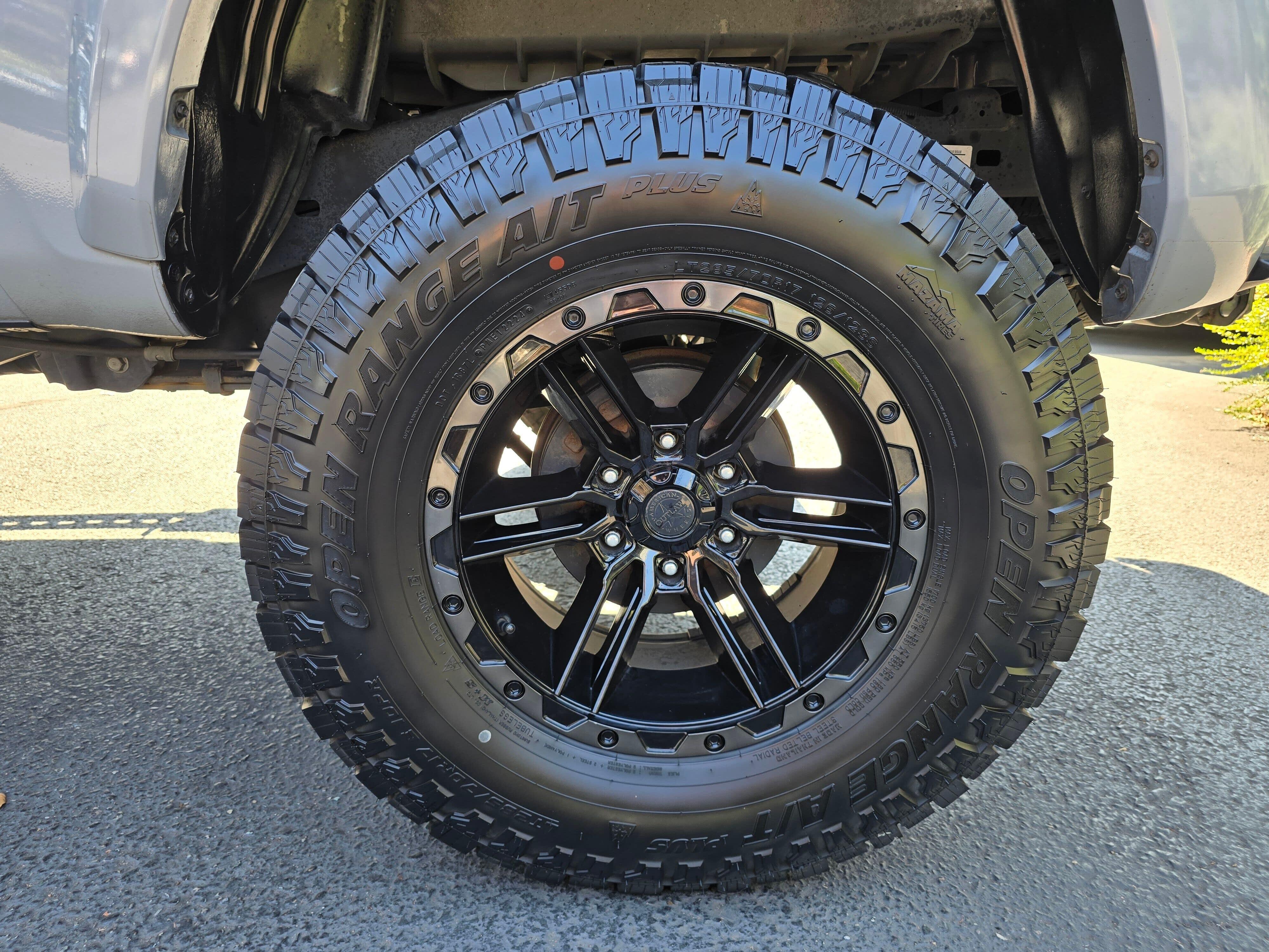 Used 2021  Toyota SR5 image 6