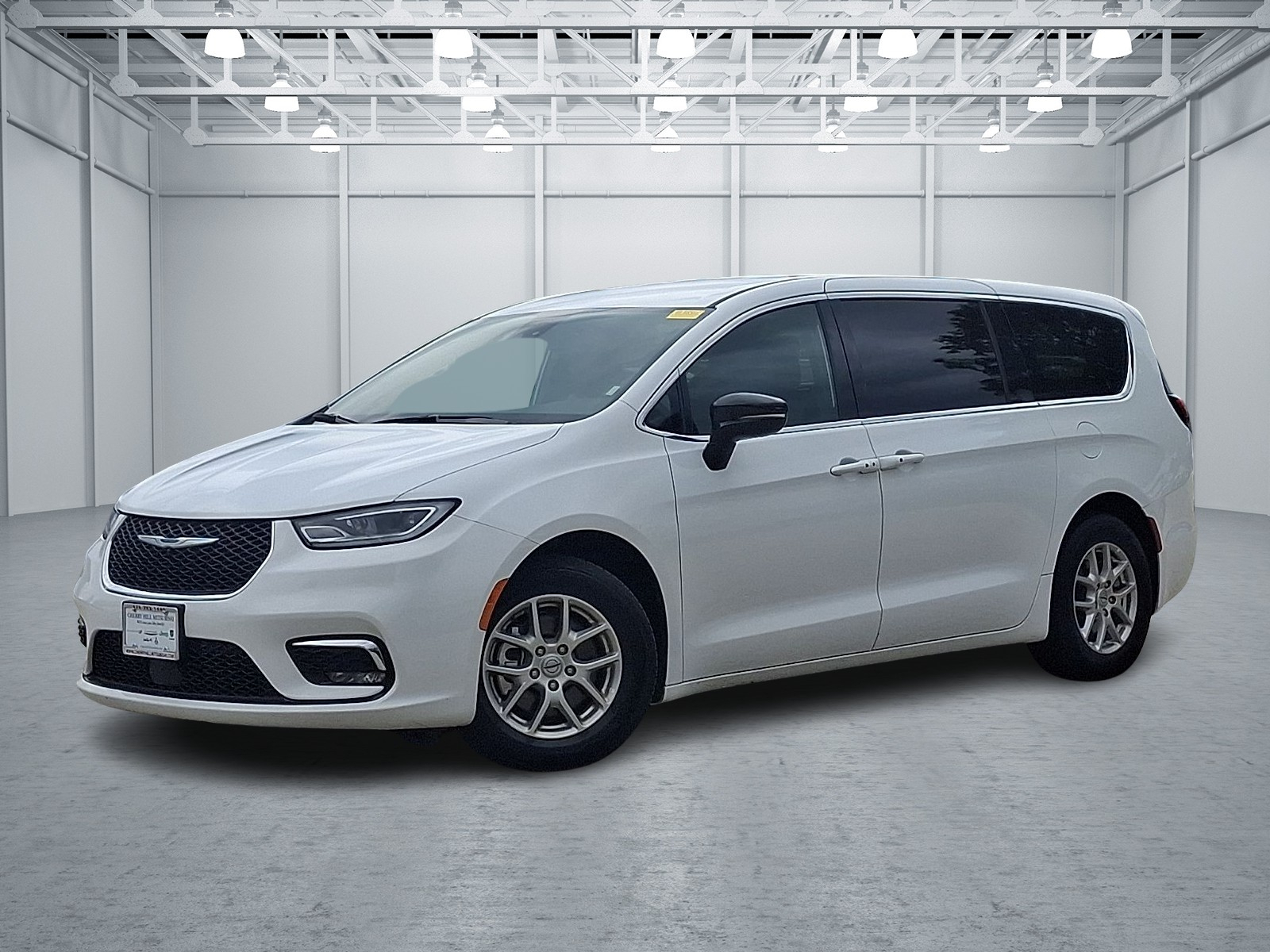 Bright White Clearcoat 2025 Chrysler Pacifica Minivan Front-Wheel Drive 9-Speed Automatic