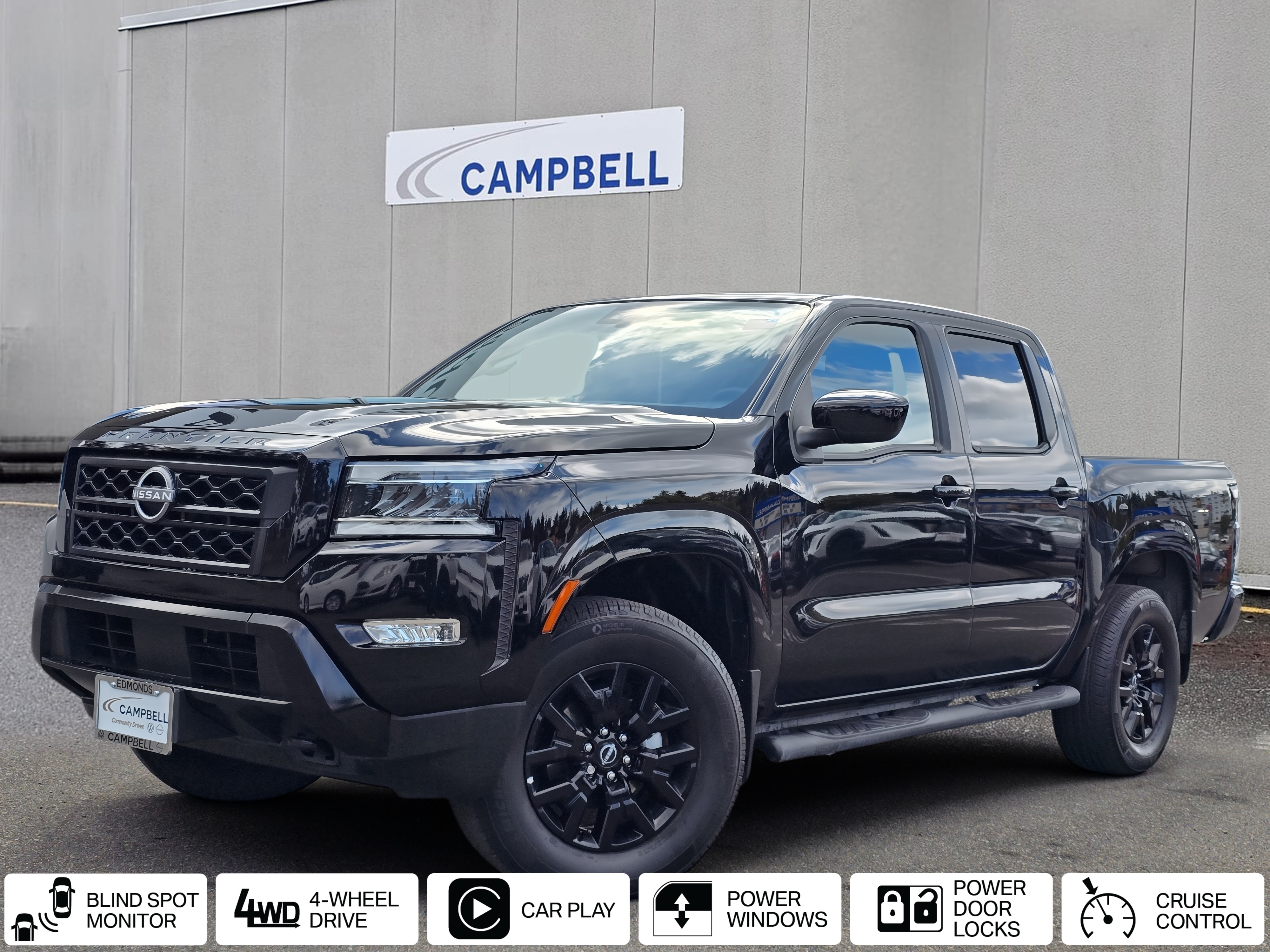 2023 Nissan Frontier SV Crew Cab 4WD