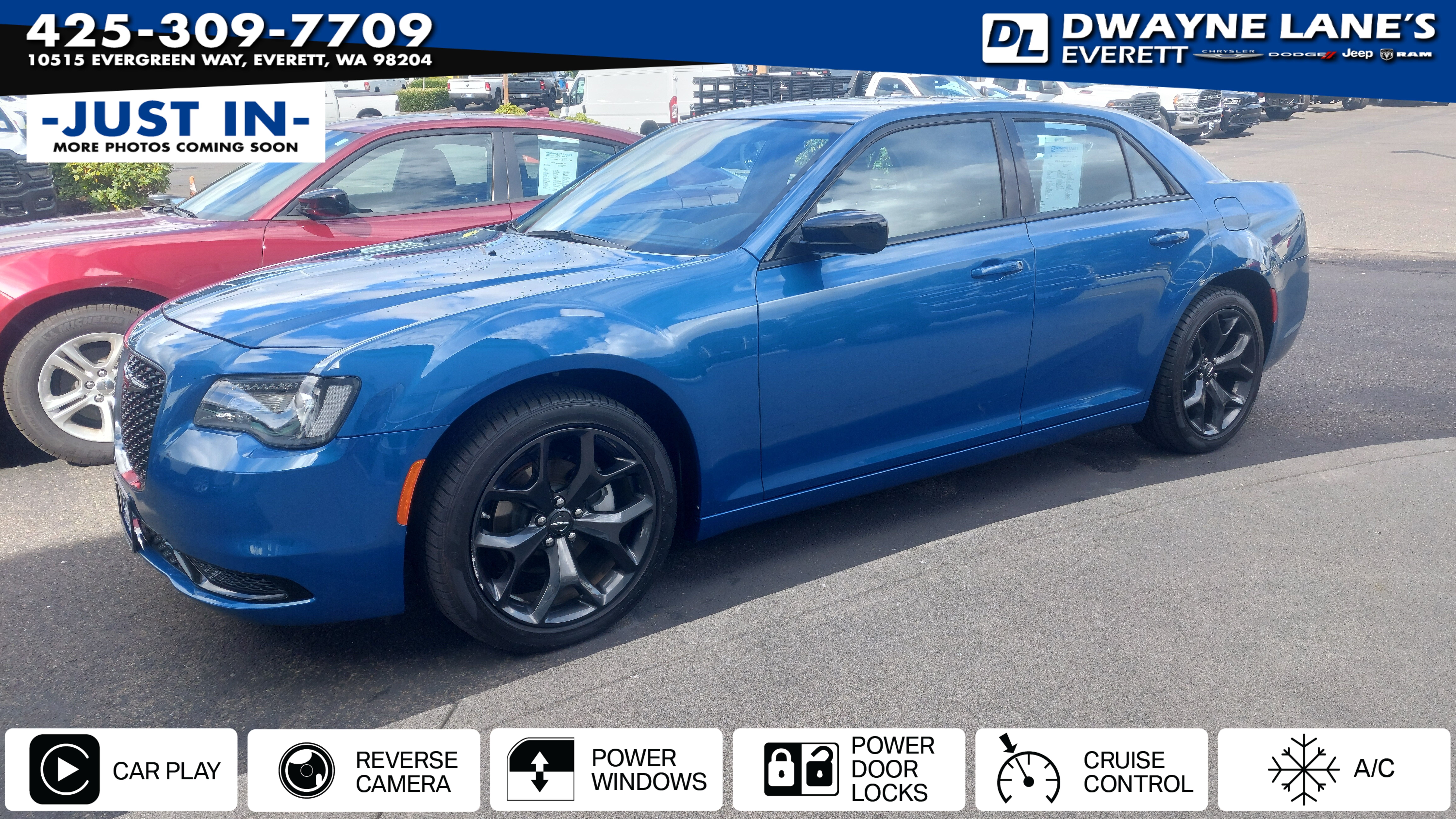 2023 Chrysler 300 Touring RWD