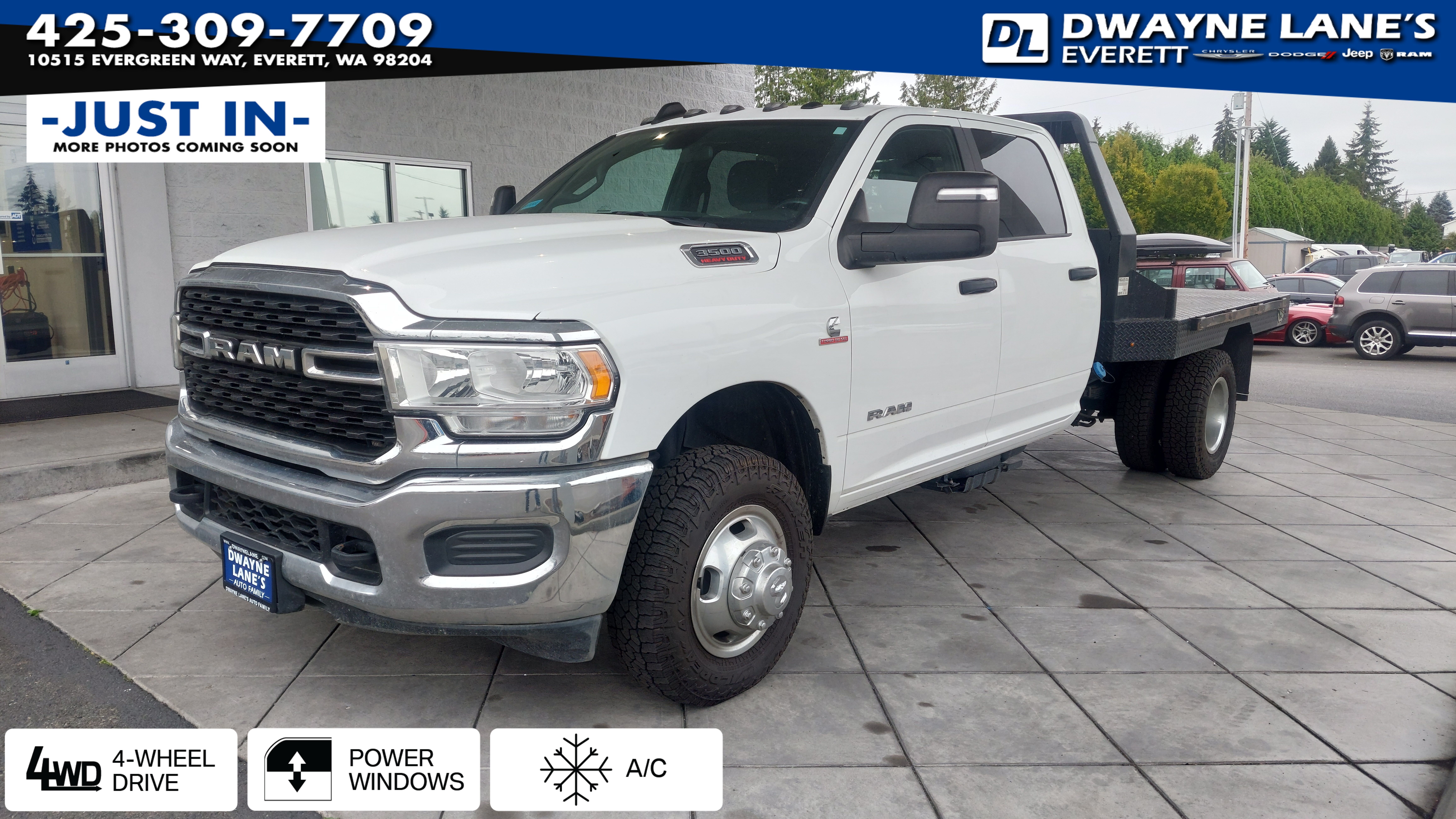 2024 RAM 3500 Chassis SLT Crew Cab LB DRW 4WD