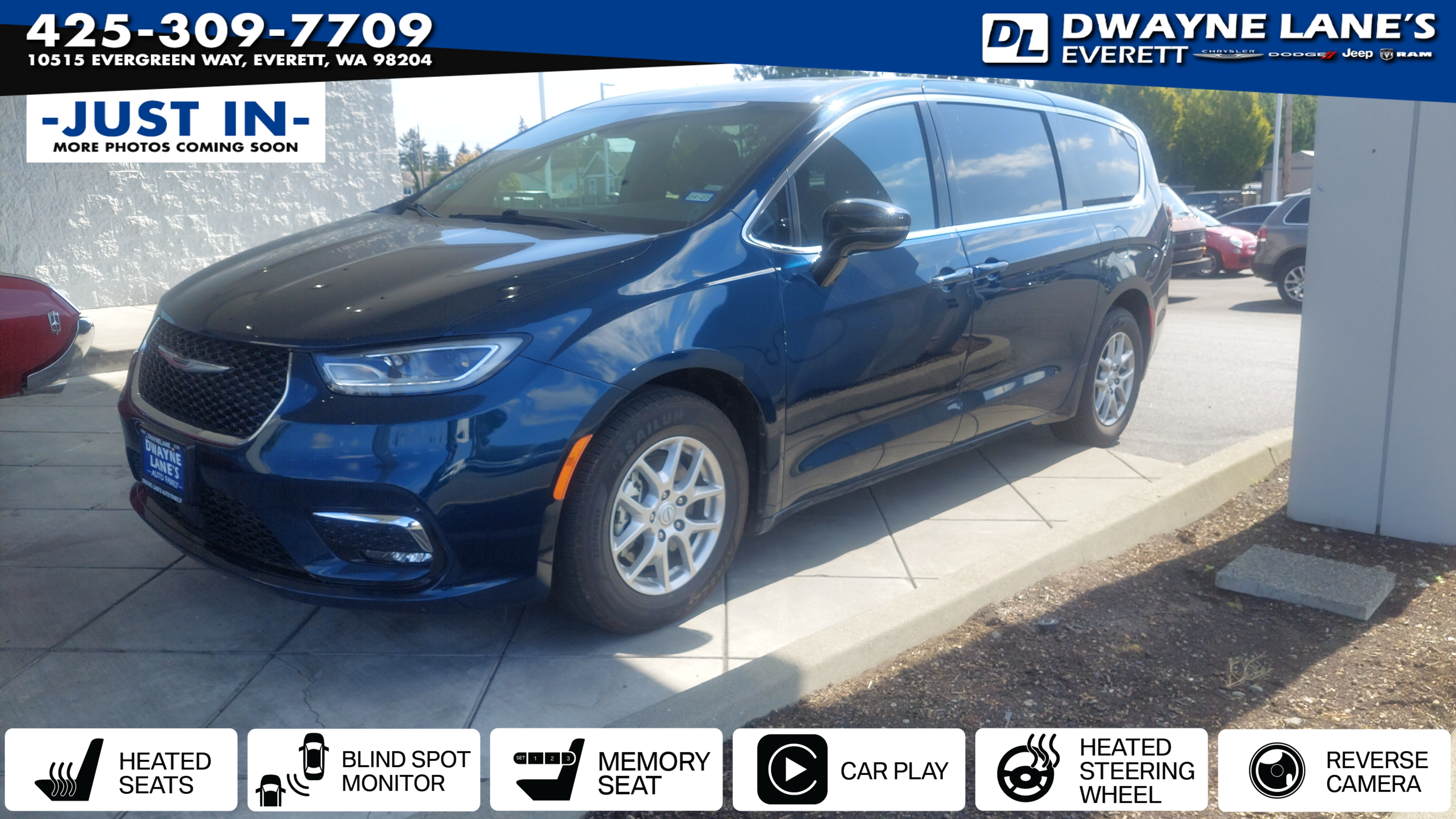 Fathom Blue Pearlcoat 2025 Chrysler Pacifica Minivan Front-Wheel Drive 9-Speed Automatic