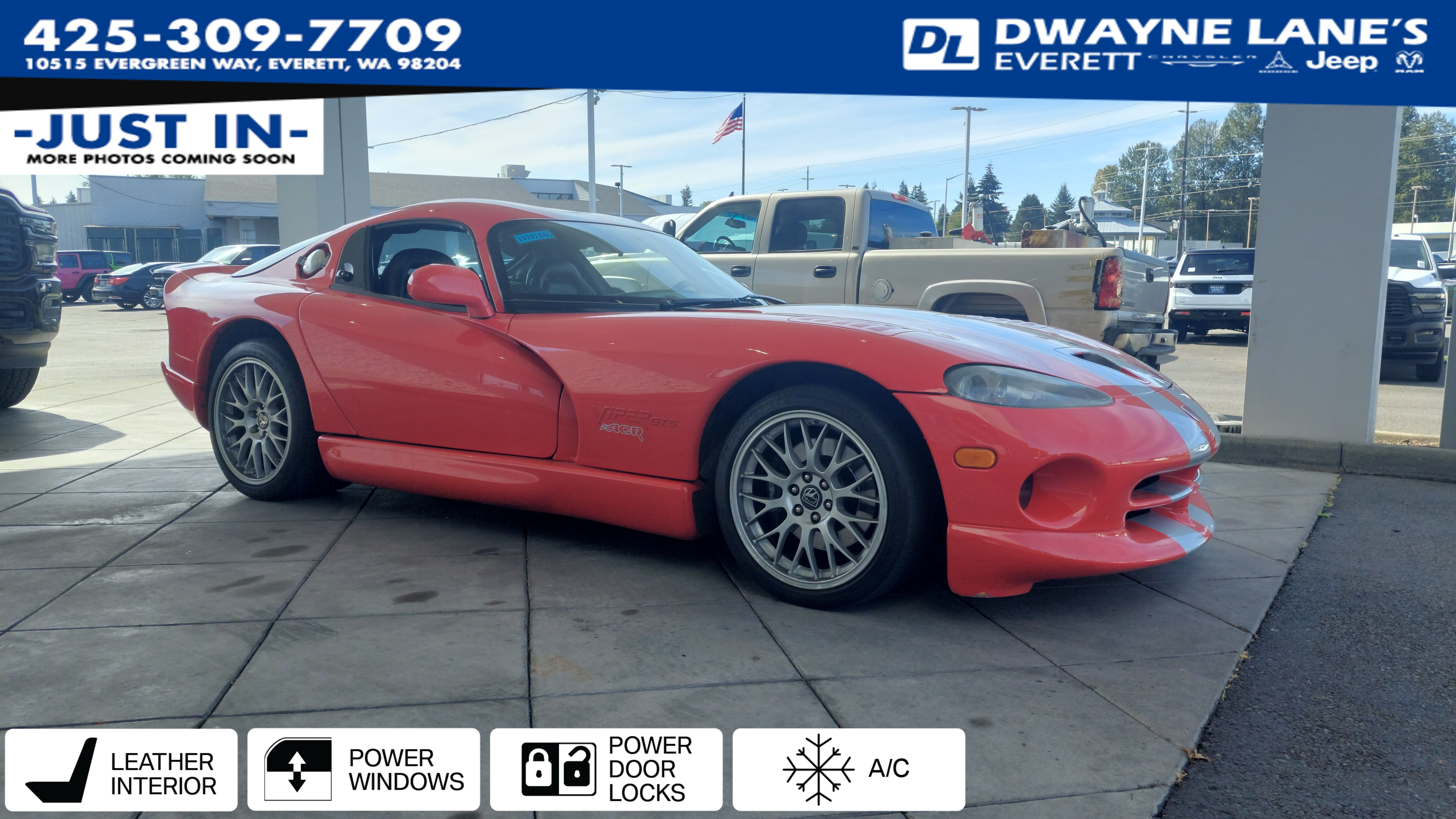 Viper Red Clearcoat/Viper Bright Silver Metallic 2001 Dodge Viper Coupe Rear-Wheel Drive 6-Speed Manual