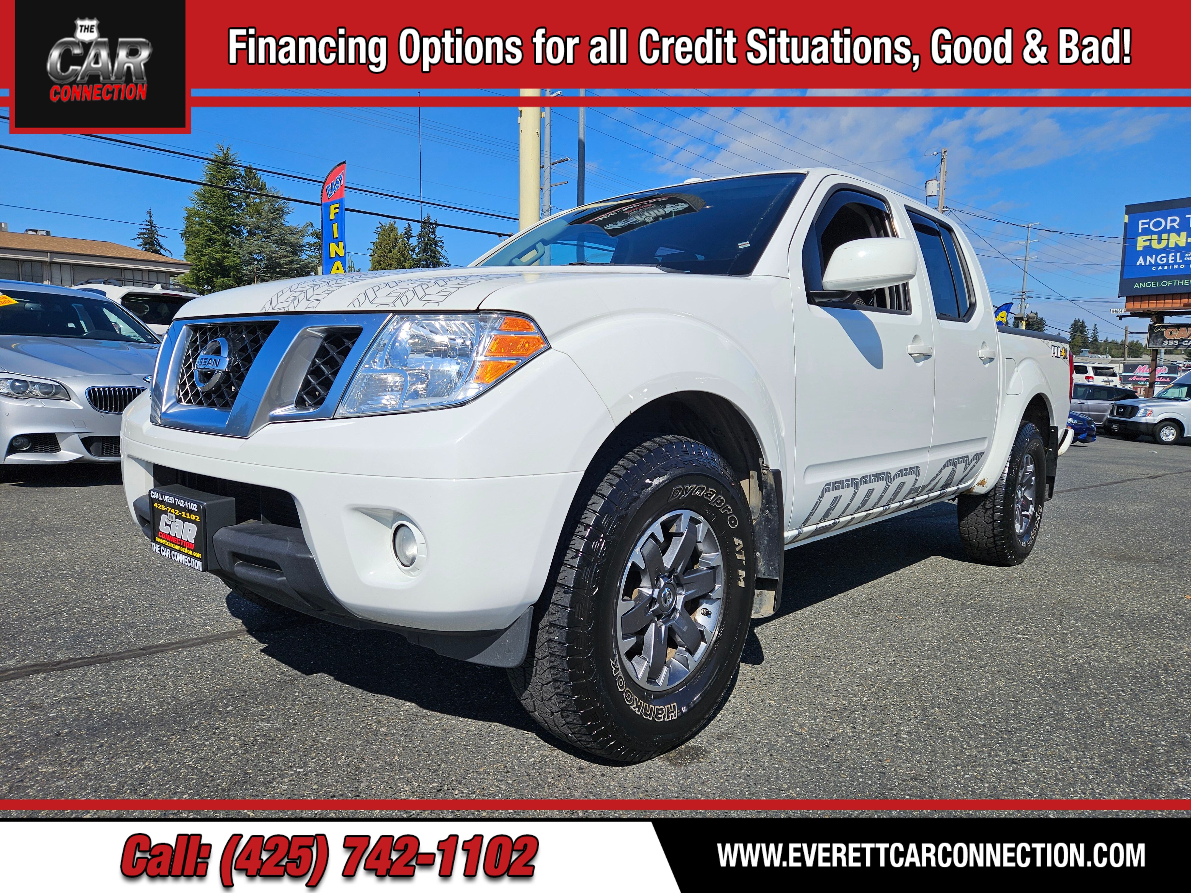 Glacier White 2016 Nissan Frontier Pickup Truck Four-Wheel Drive 6-Speed Manual