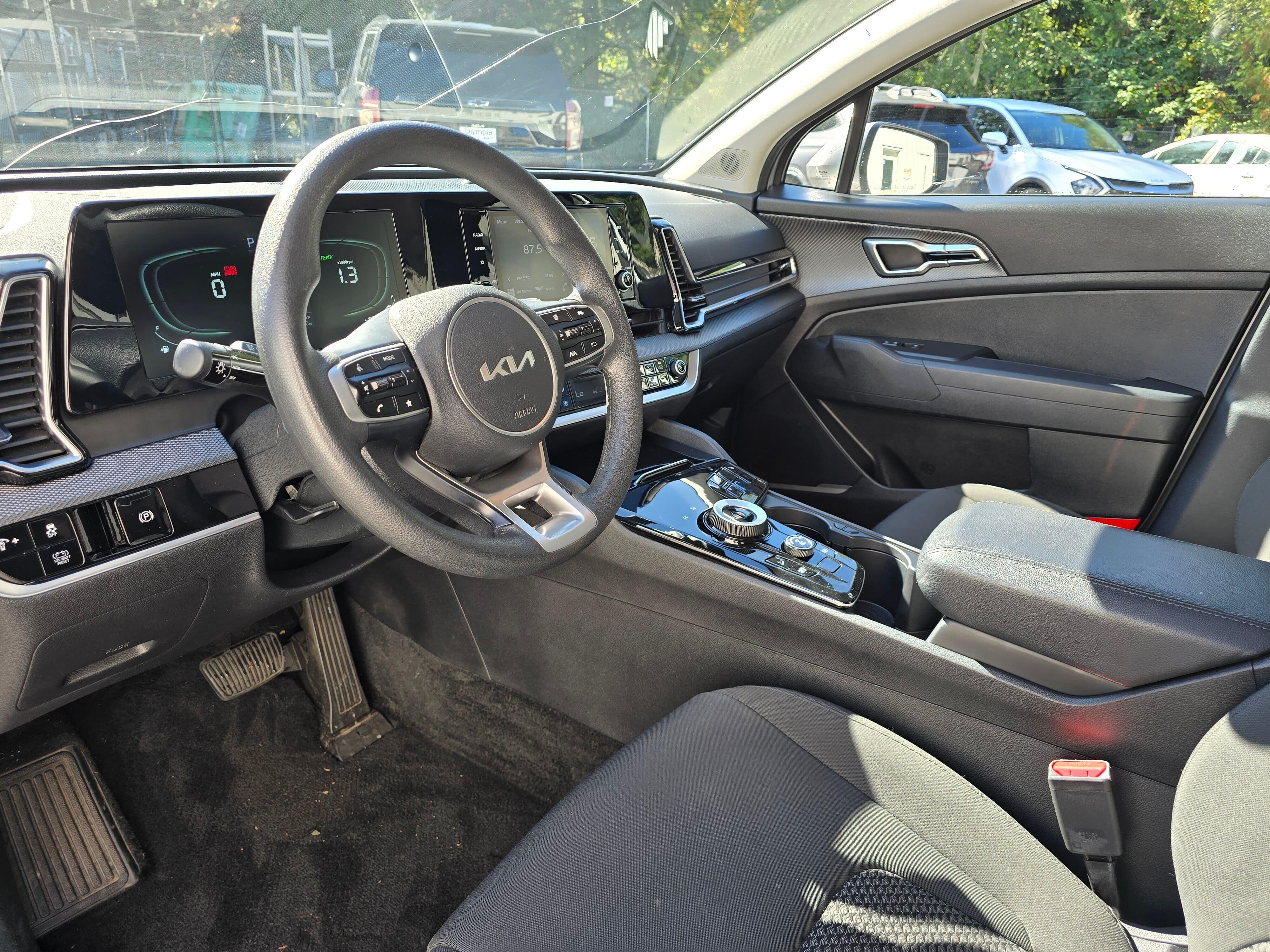 Certified Used 2023 Steel Gray Kia LX image 11