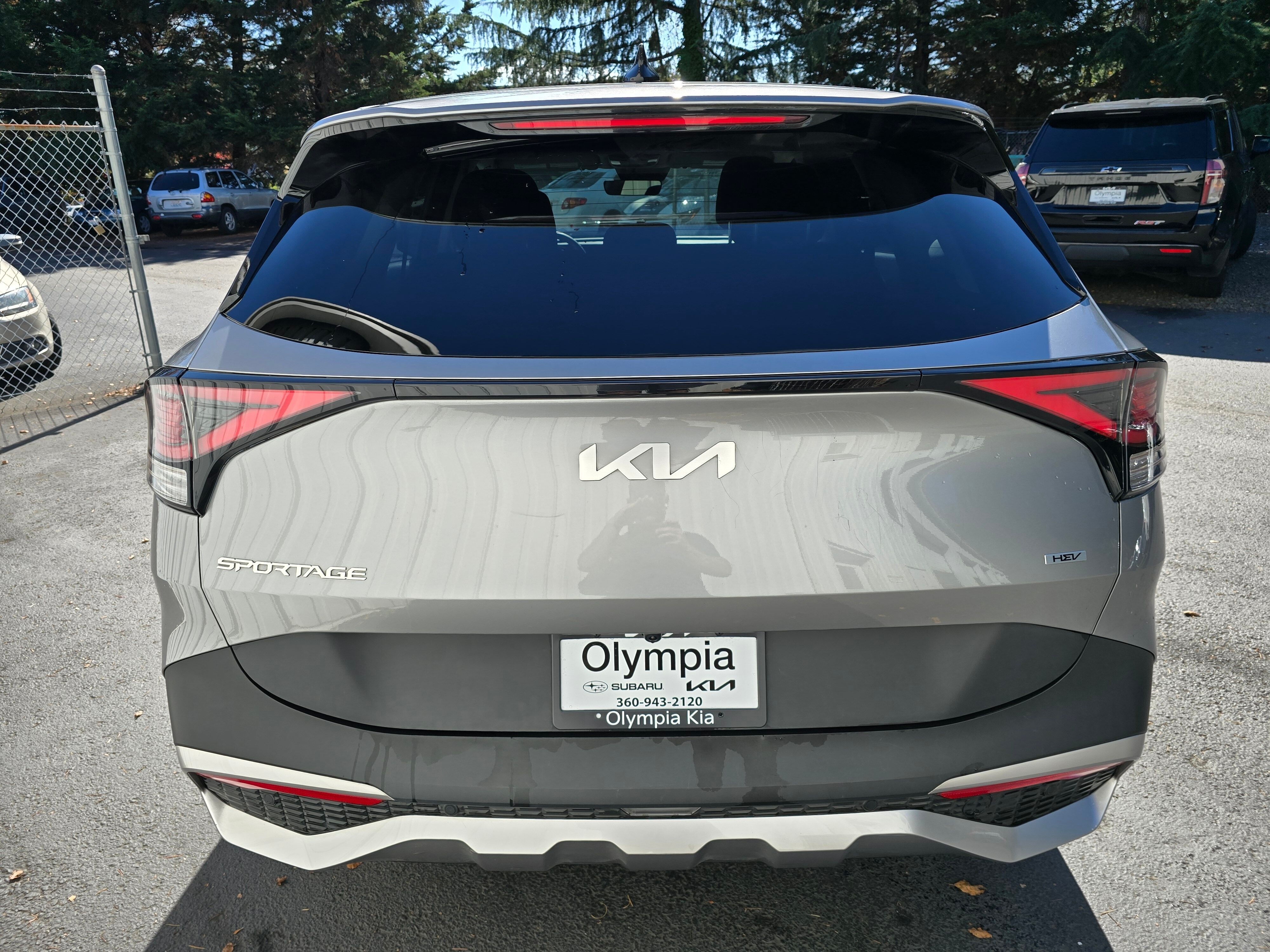 Certified Used 2023 Steel Gray Kia LX image 5