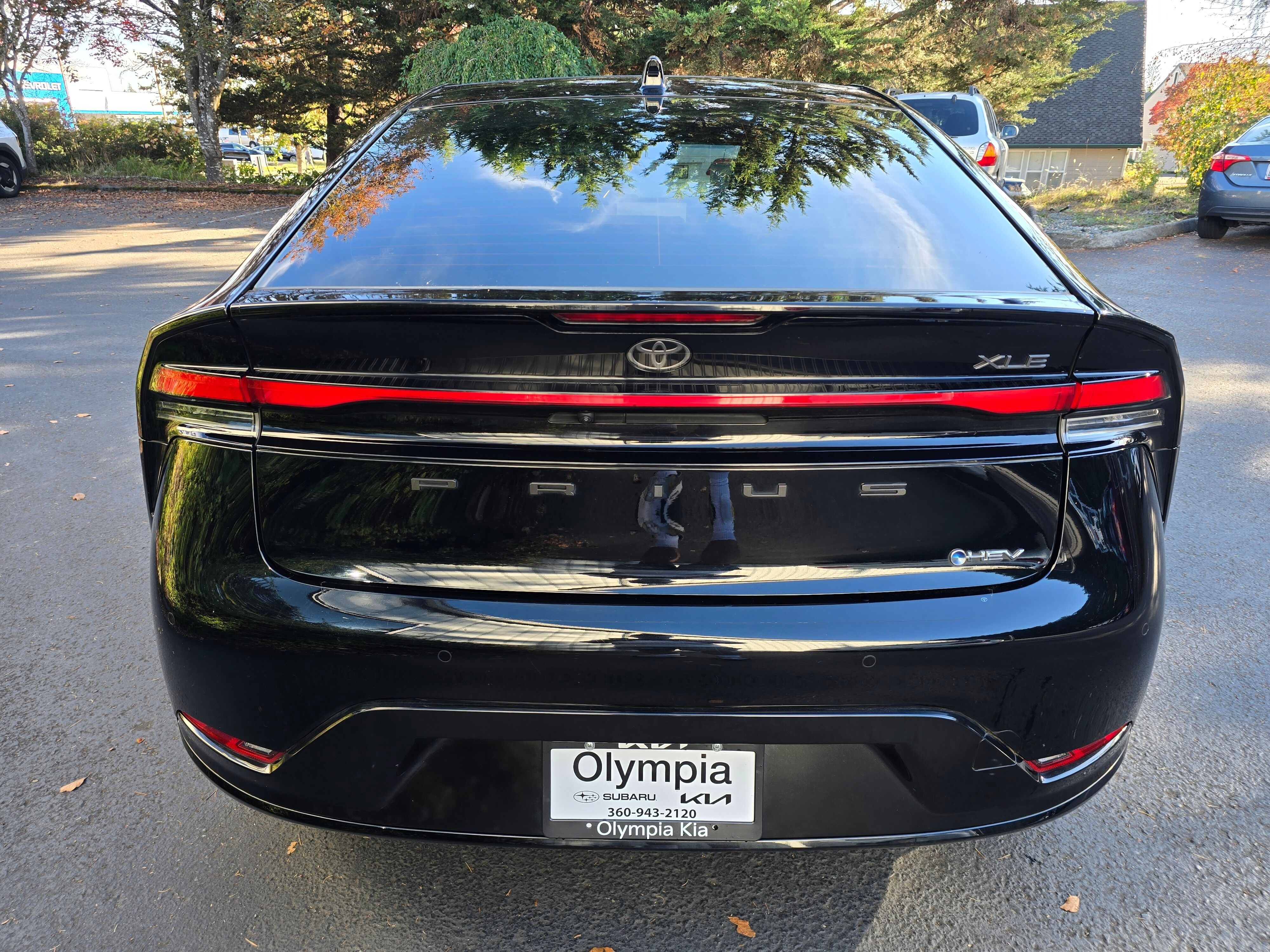 Used 2024 Midnight Black Metallic Toyota XLE image 5