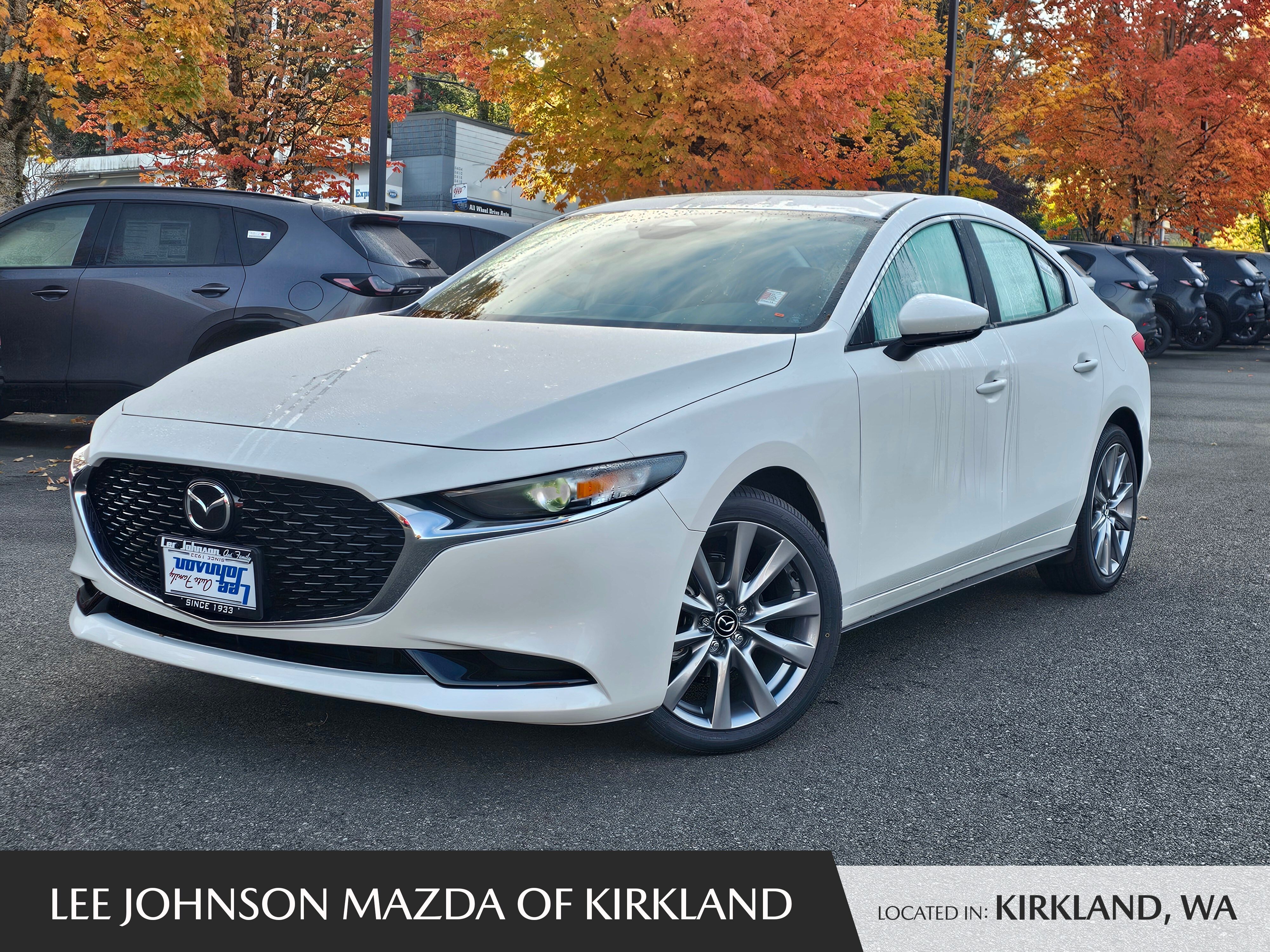 Snowflake White Pearl Mica 2026 Mazda MAZDA3 Sedan Front-Wheel Drive 6-Speed Automatic