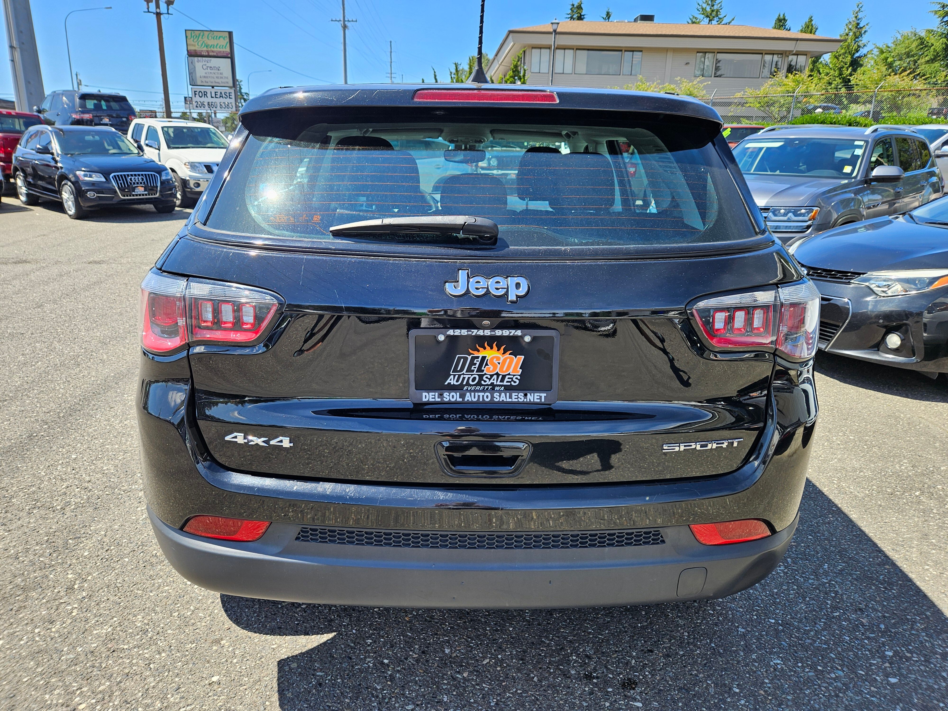 View vehicle photo 4