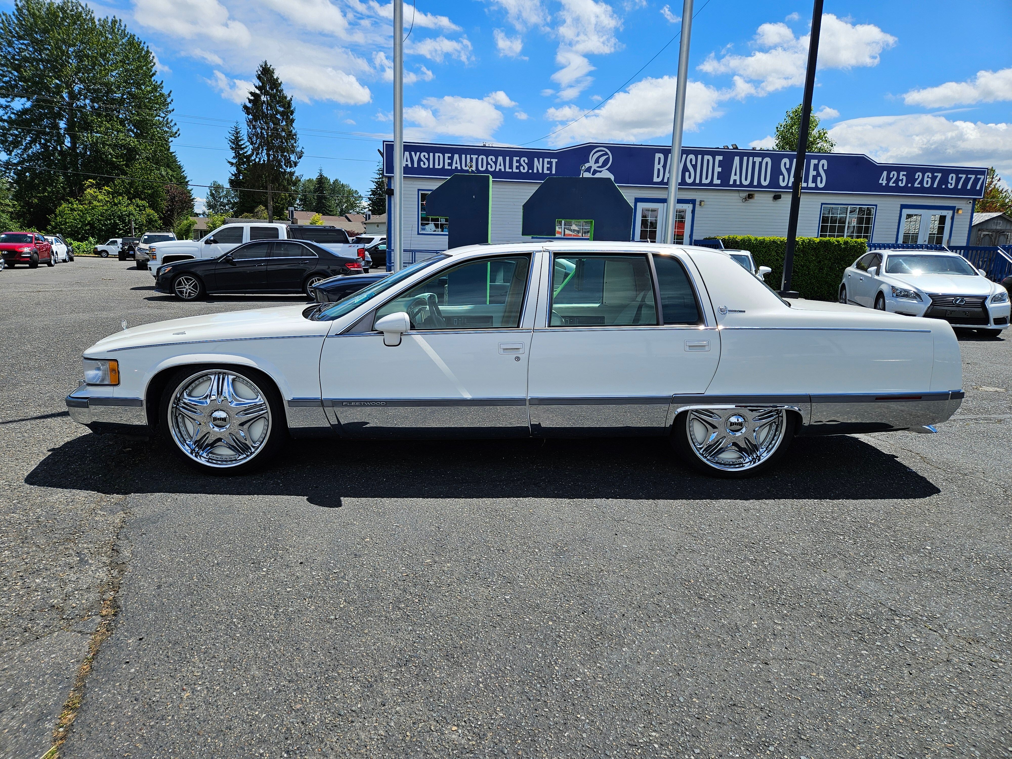 View vehicle photo 2