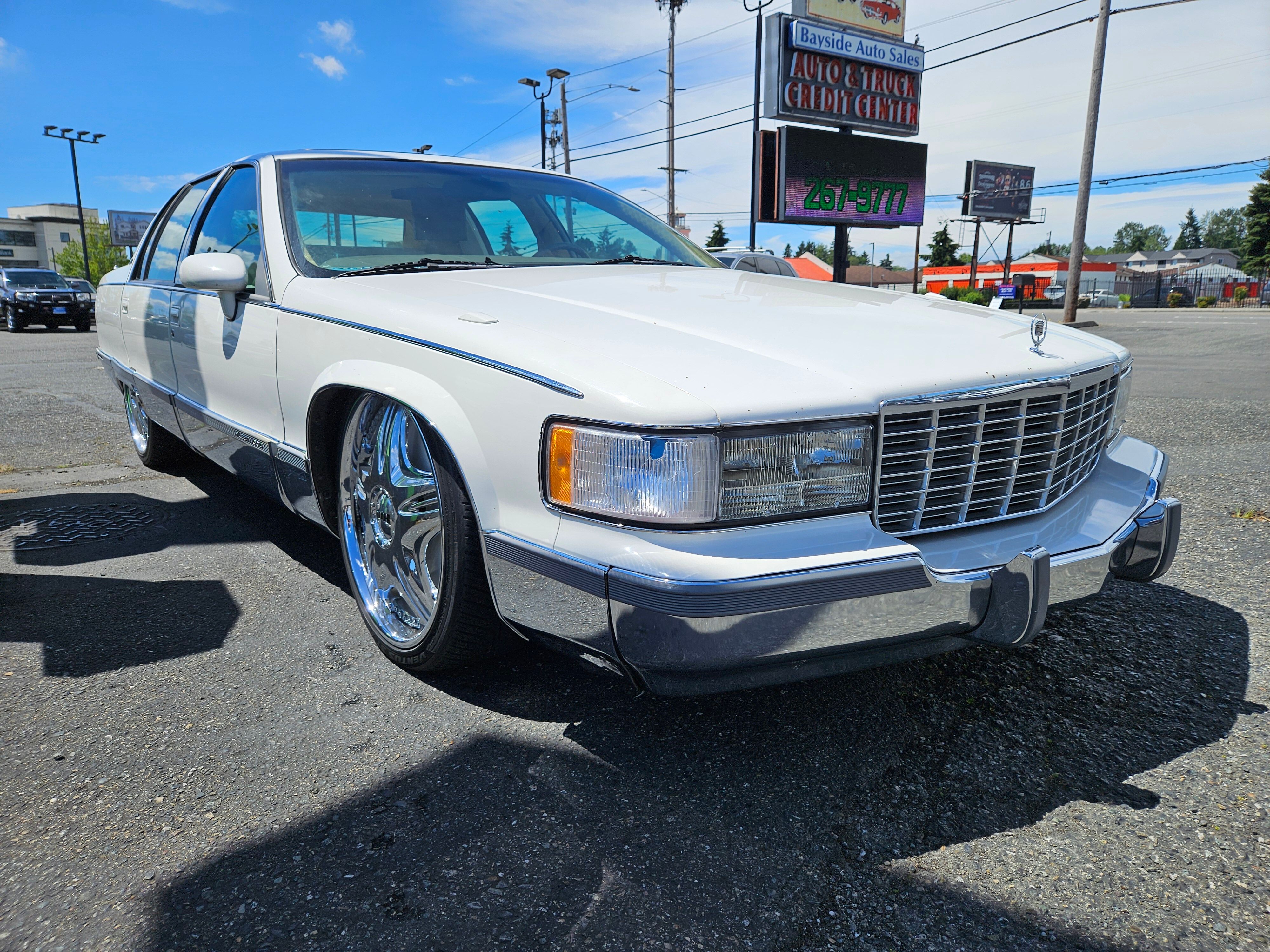 View vehicle photo 6