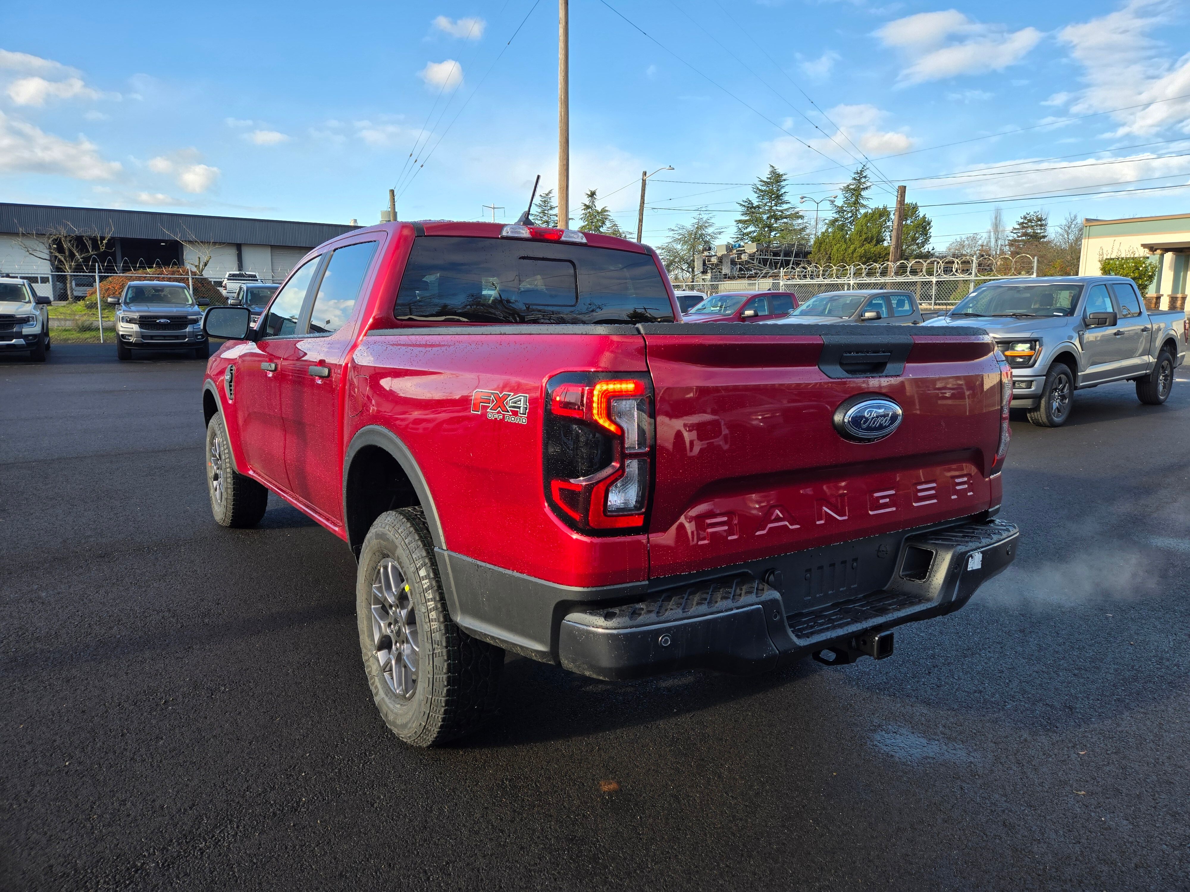 View vehicle photo 7