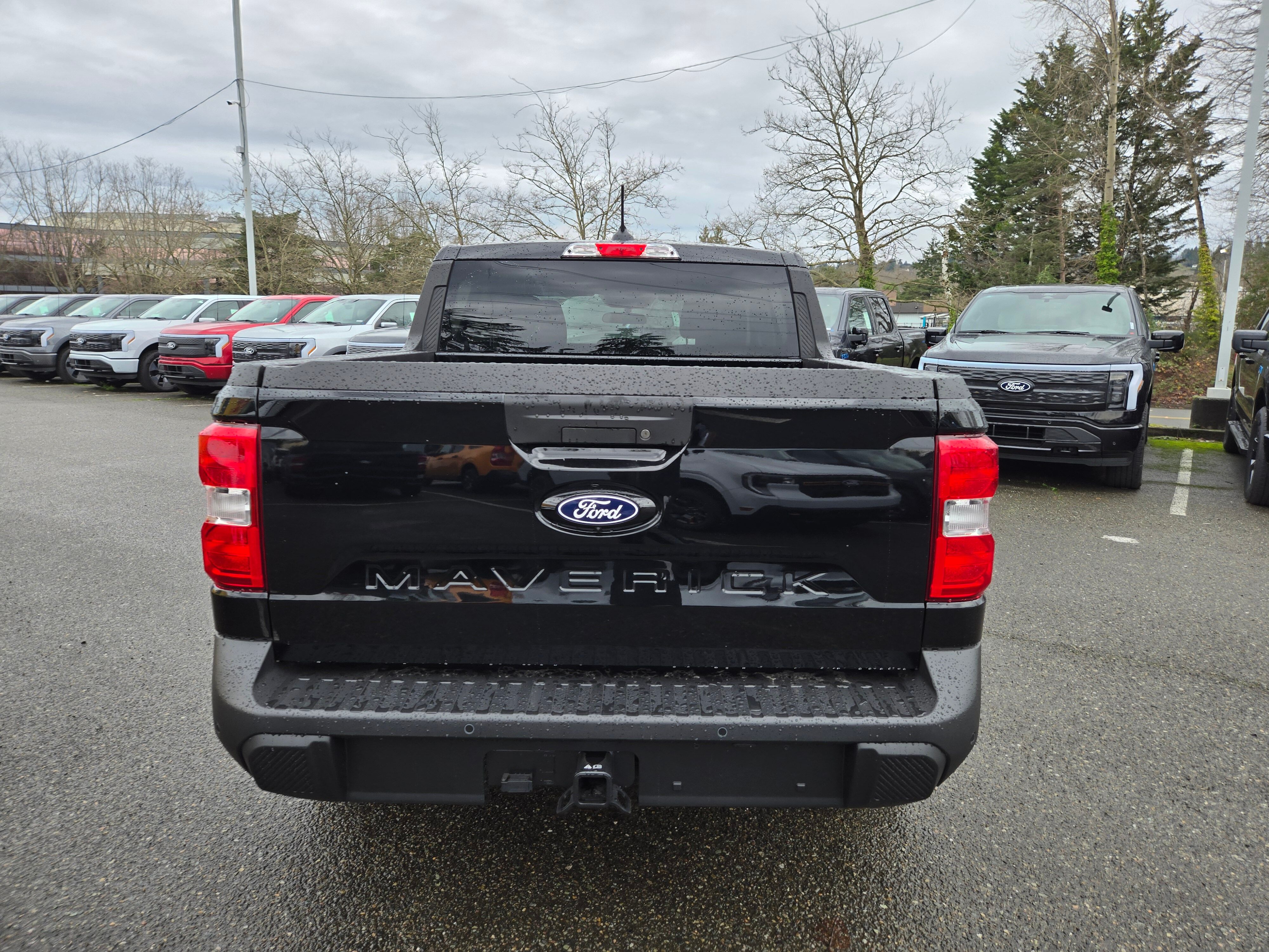 View vehicle photo 6